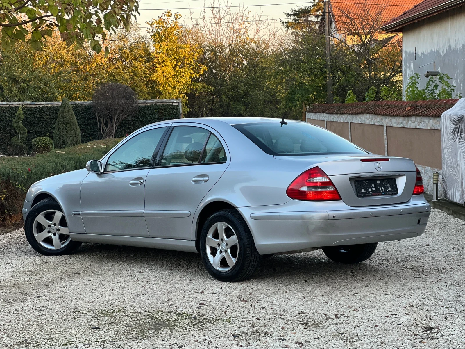 Mercedes-Benz E 220 150hp 2004g - изображение 6