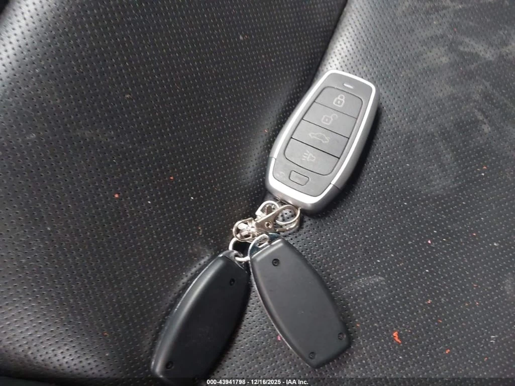 Chevrolet Corvette * STINGRAY Z51 * CARFAX * ��� ������������ ������ | Mobile.bg � ����������� 11