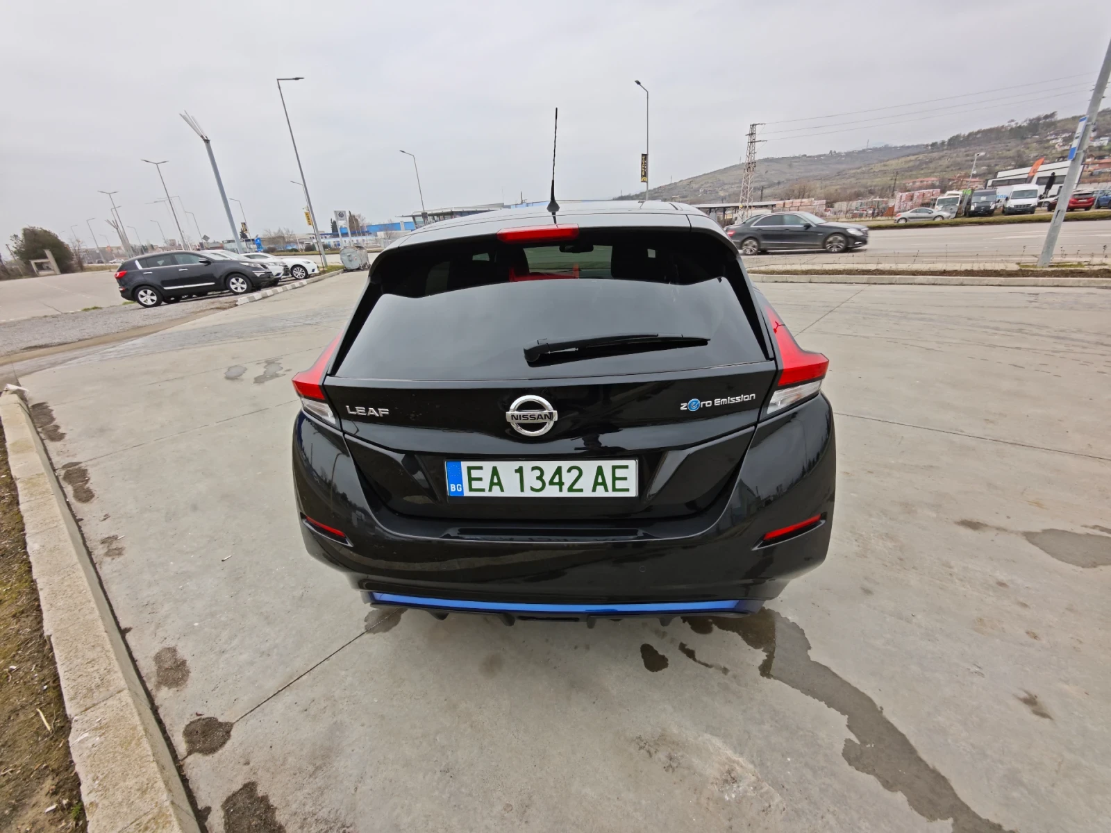 Nissan Leaf   - изображение 5
