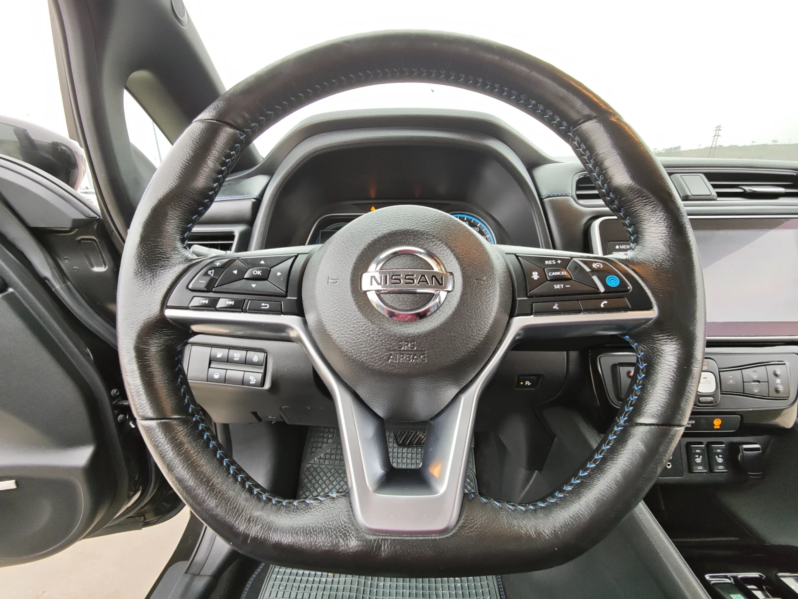 Nissan Leaf  | Mobile.bg � ����������� 12