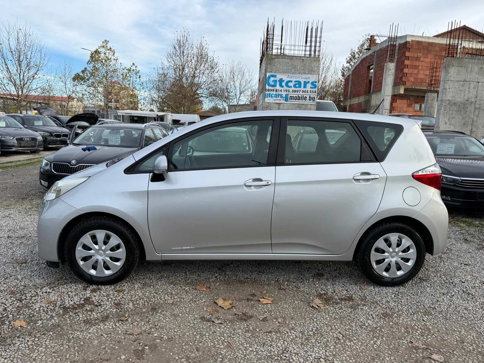 Toyota Verso S 1.3vvt-i - изображение 2