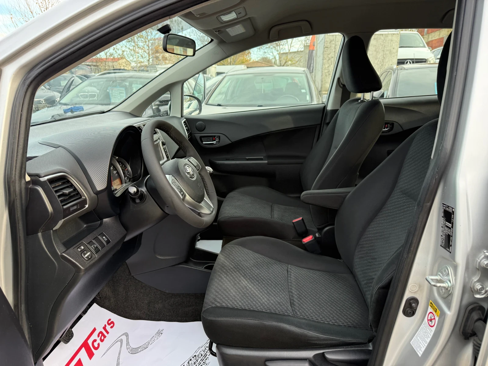 Toyota Verso S 1.3vvt-i - изображение 7