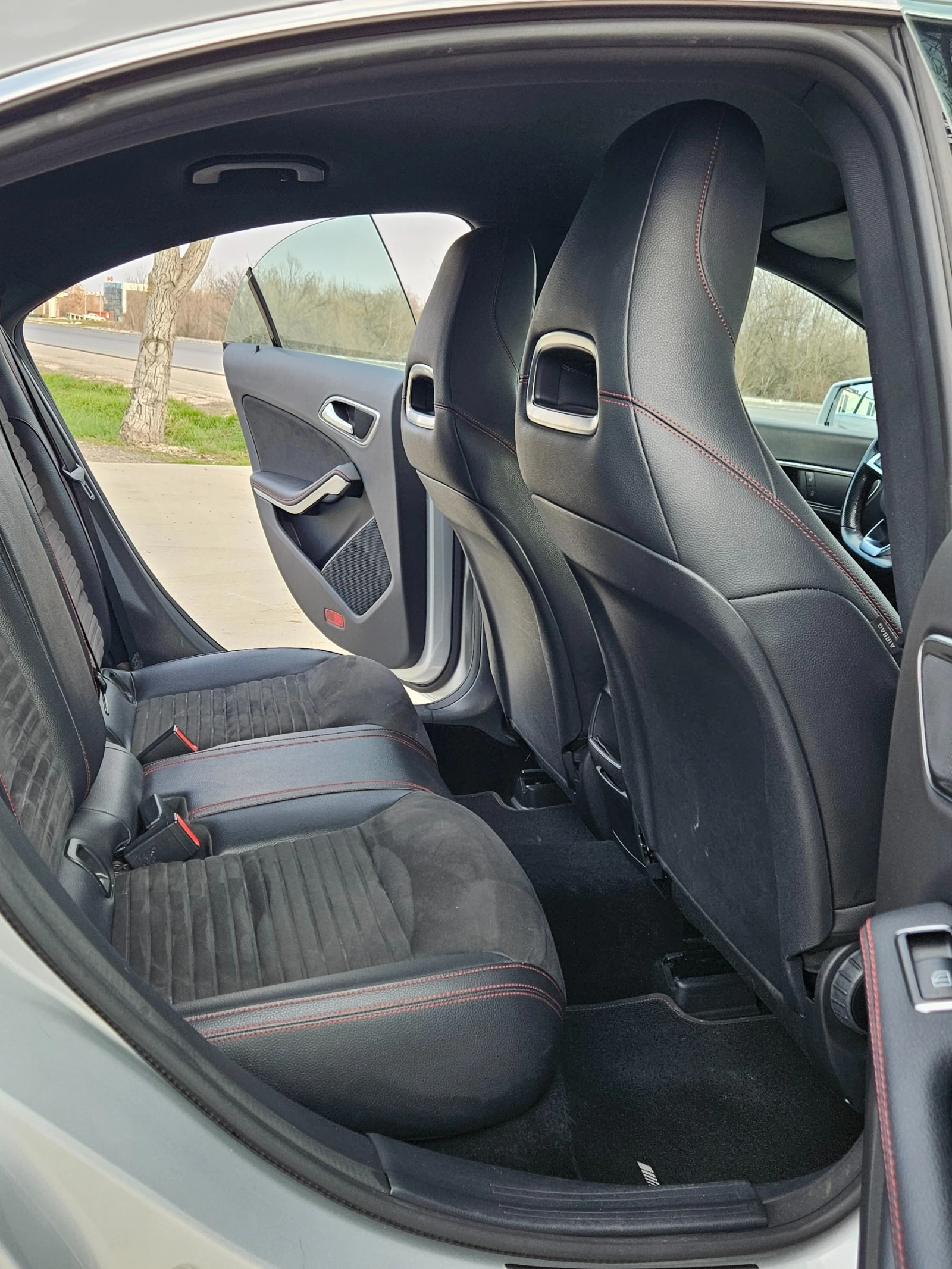 Mercedes-Benz CLA 220 220CDI* AMG, снимка 14 - Автомобили и джипове - 53740250