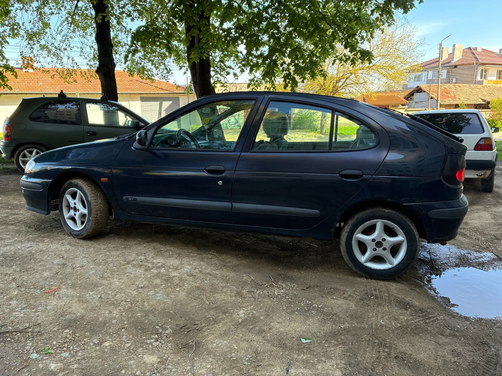 Renault Megane 1.6, снимка 6 - Автомобили и джипове - 54409116