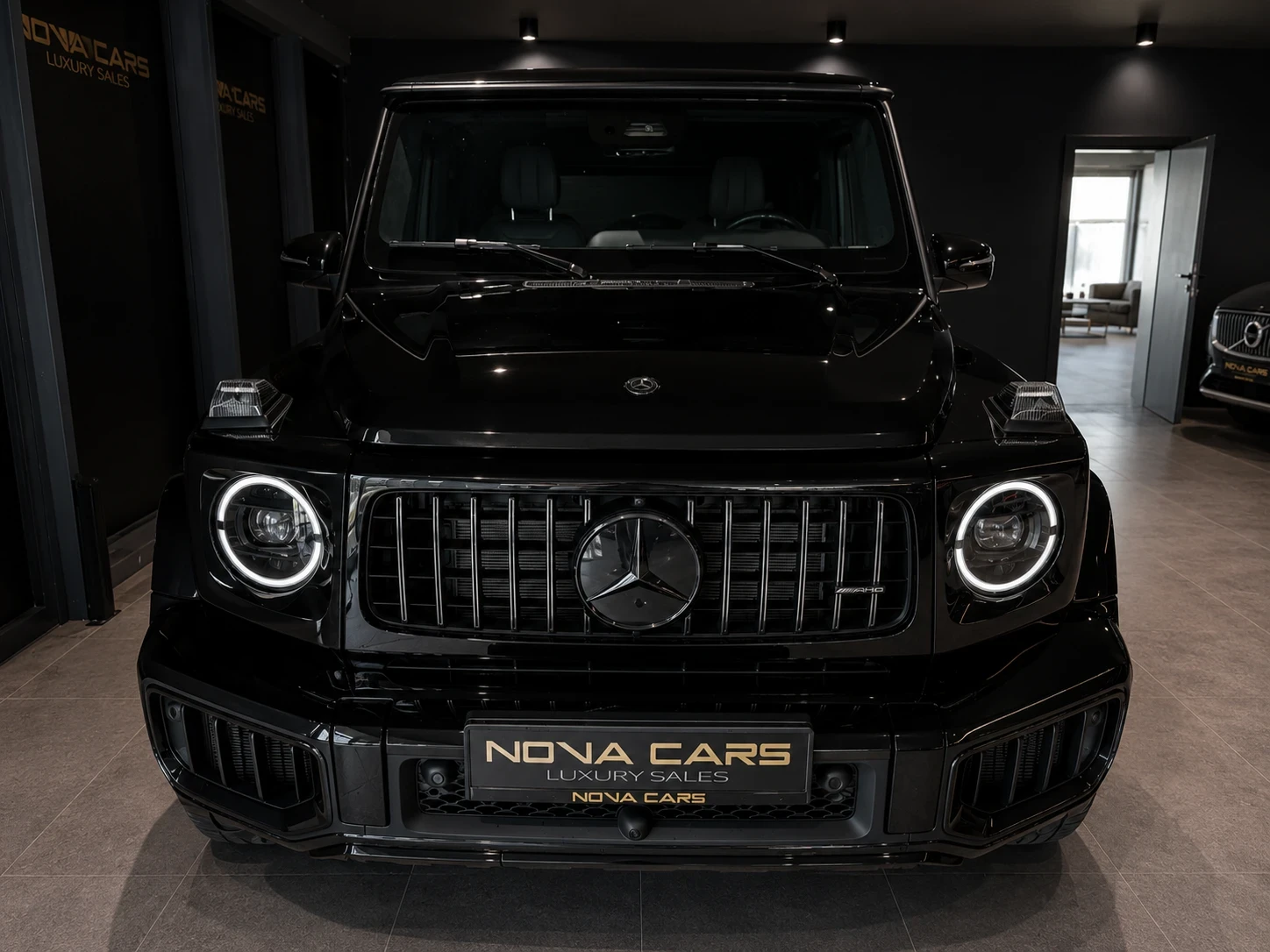 Mercedes-Benz G 63 AMG Carbon, Keyless, Activeride, снимка 2 - Автомобили и джипове - 54677173