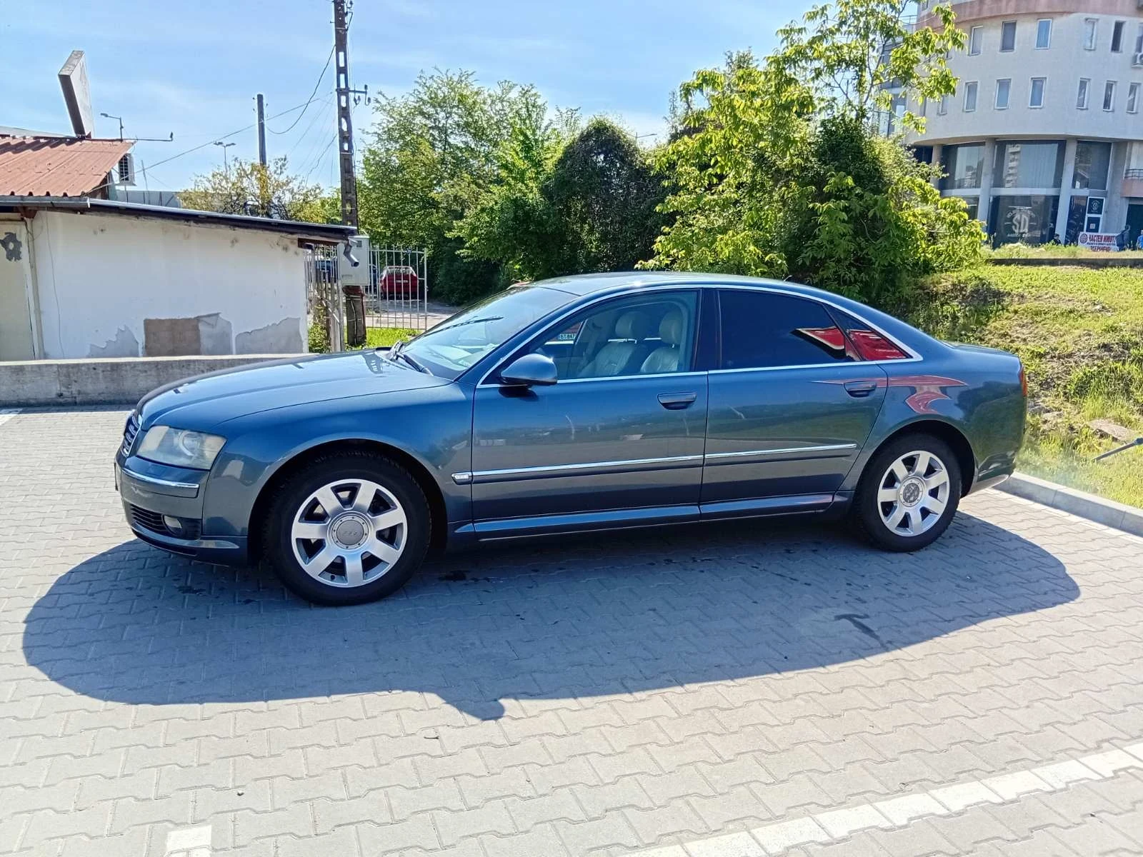 Audi A8, снимка 2 - Автомобили и джипове - 54874059