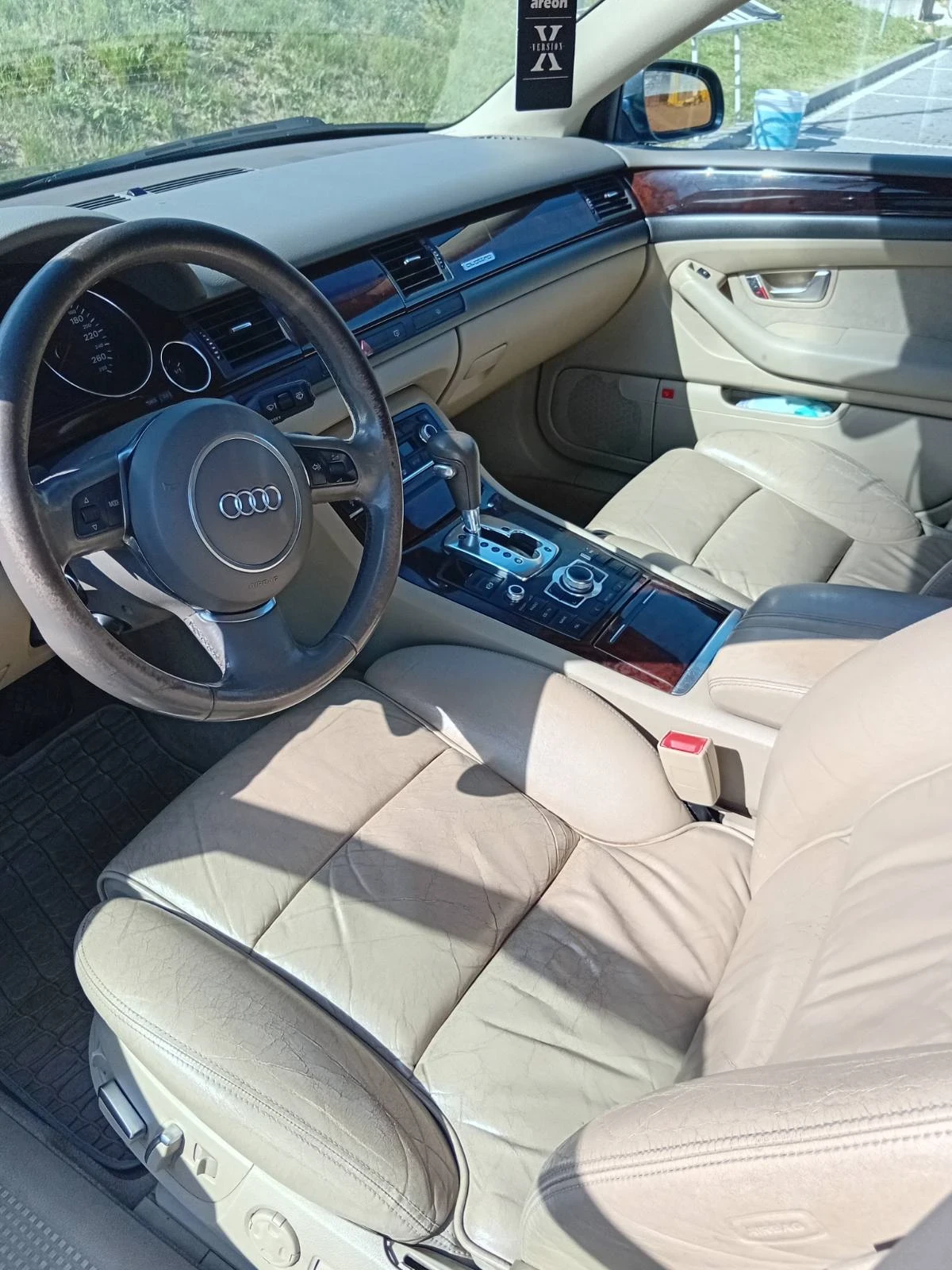 Audi A8, снимка 4 - Автомобили и джипове - 54874059