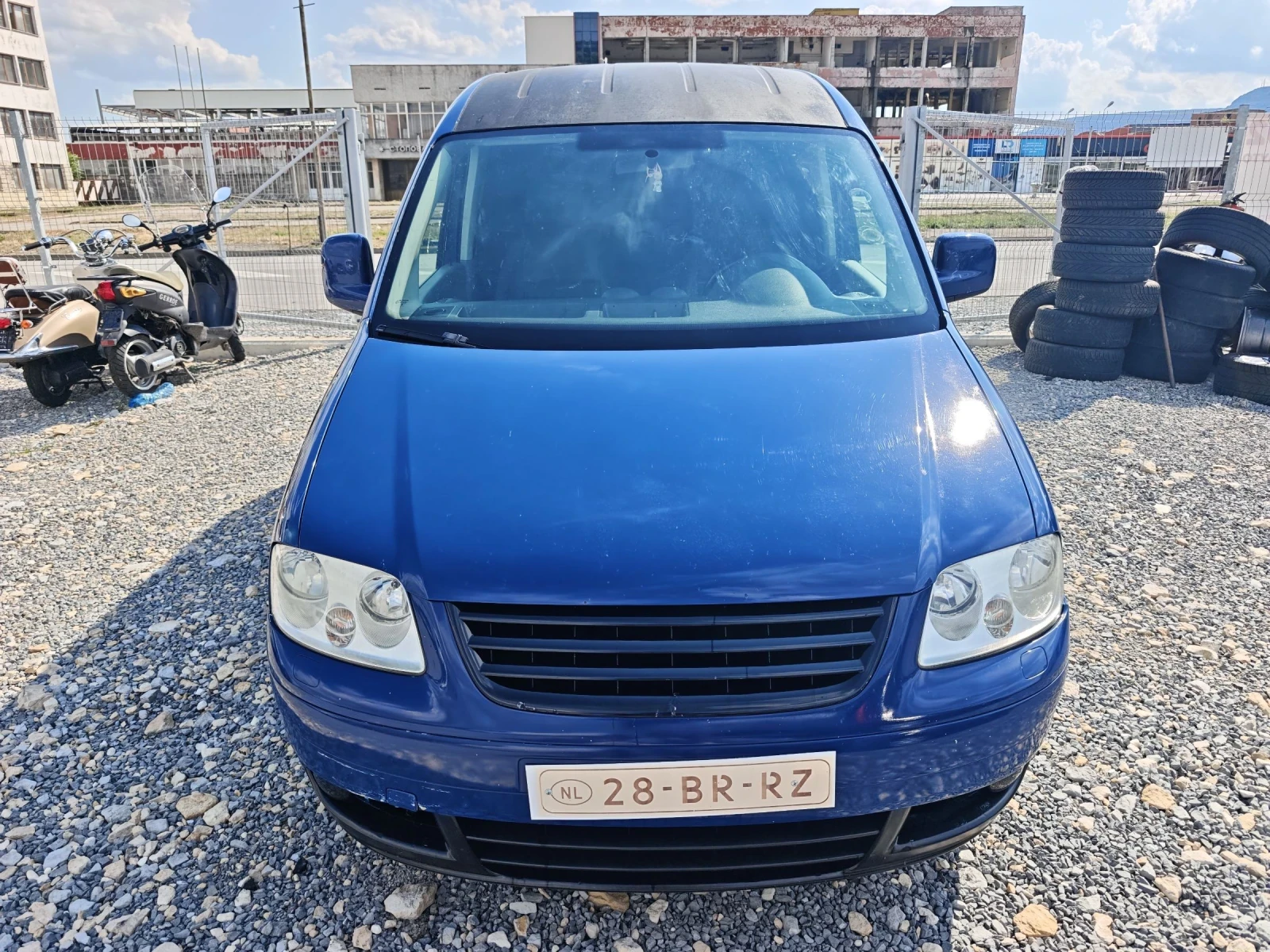 VW Caddy, снимка 2 - Автомобили и джипове - 55155869
