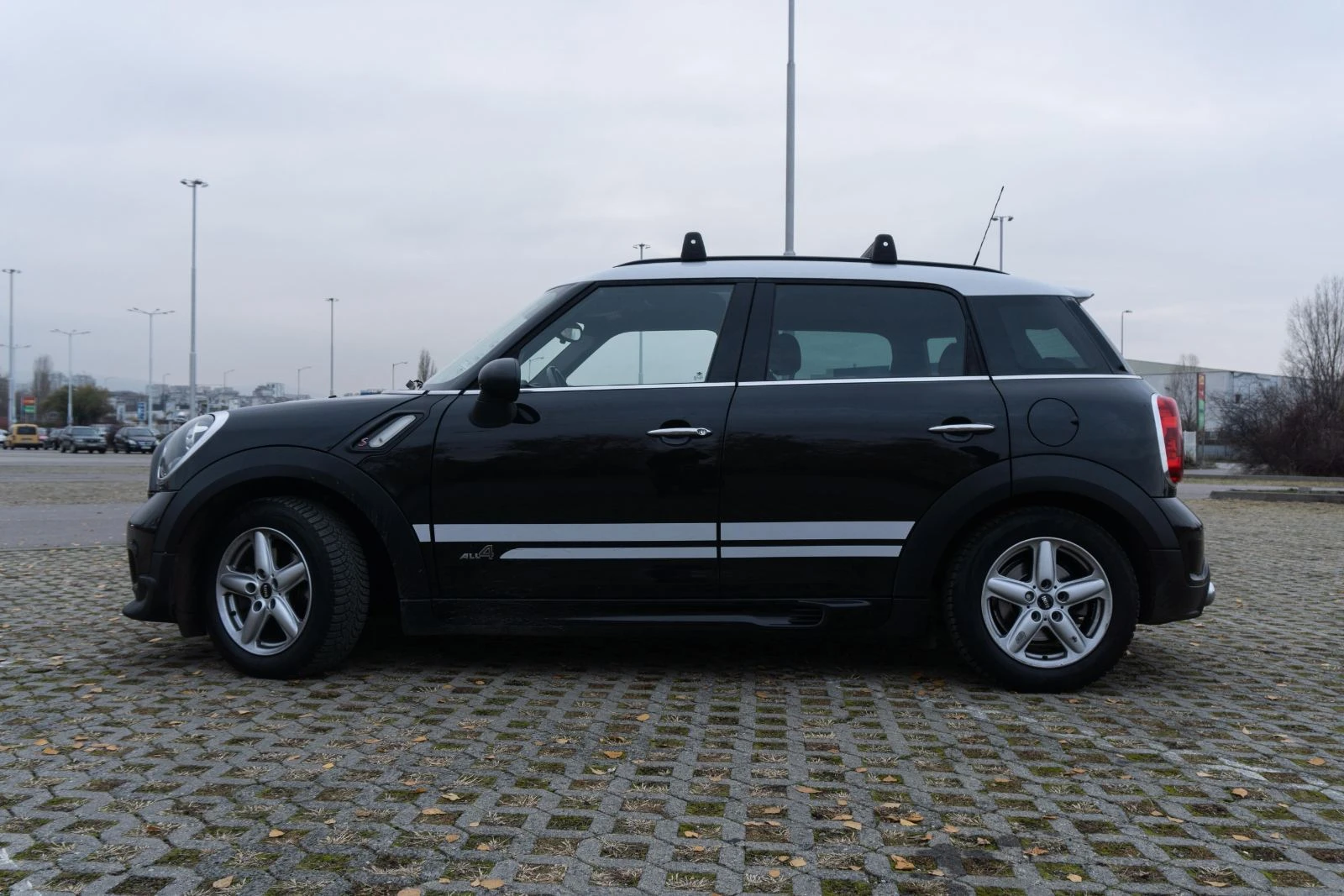 Mini John Cooper Works Countryman, снимка 5 - Автомобили и джипове - 55224586