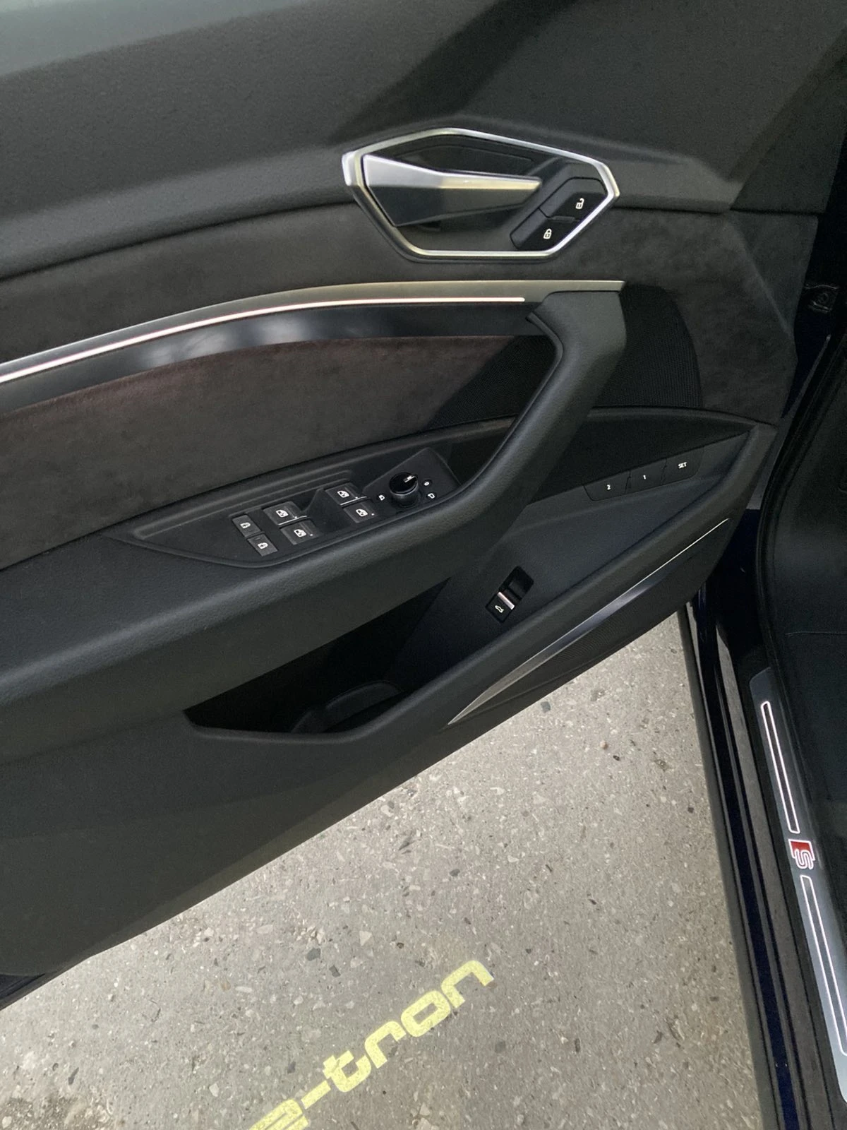Audi E-Tron 55 Sportback S Line, снимка 11 - Автомобили и джипове - 55621803