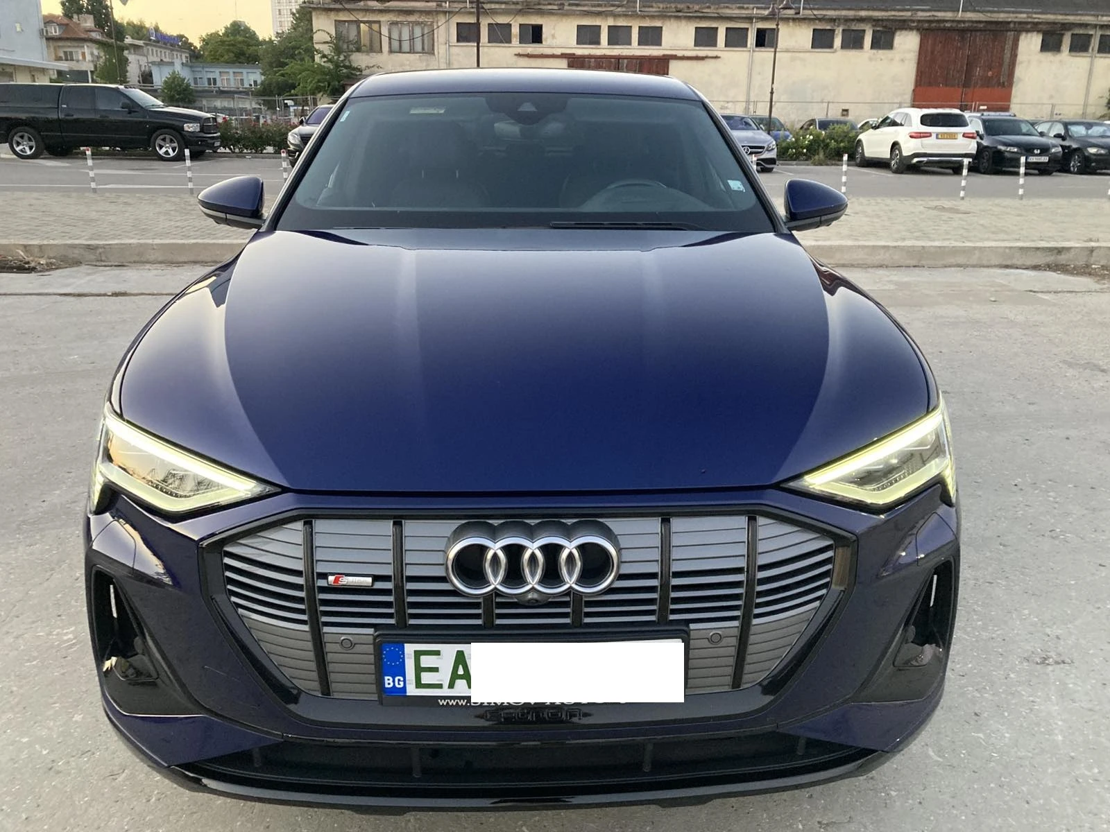 Audi E-Tron 55 Sportback S Line, снимка 3 - Автомобили и джипове - 55621803