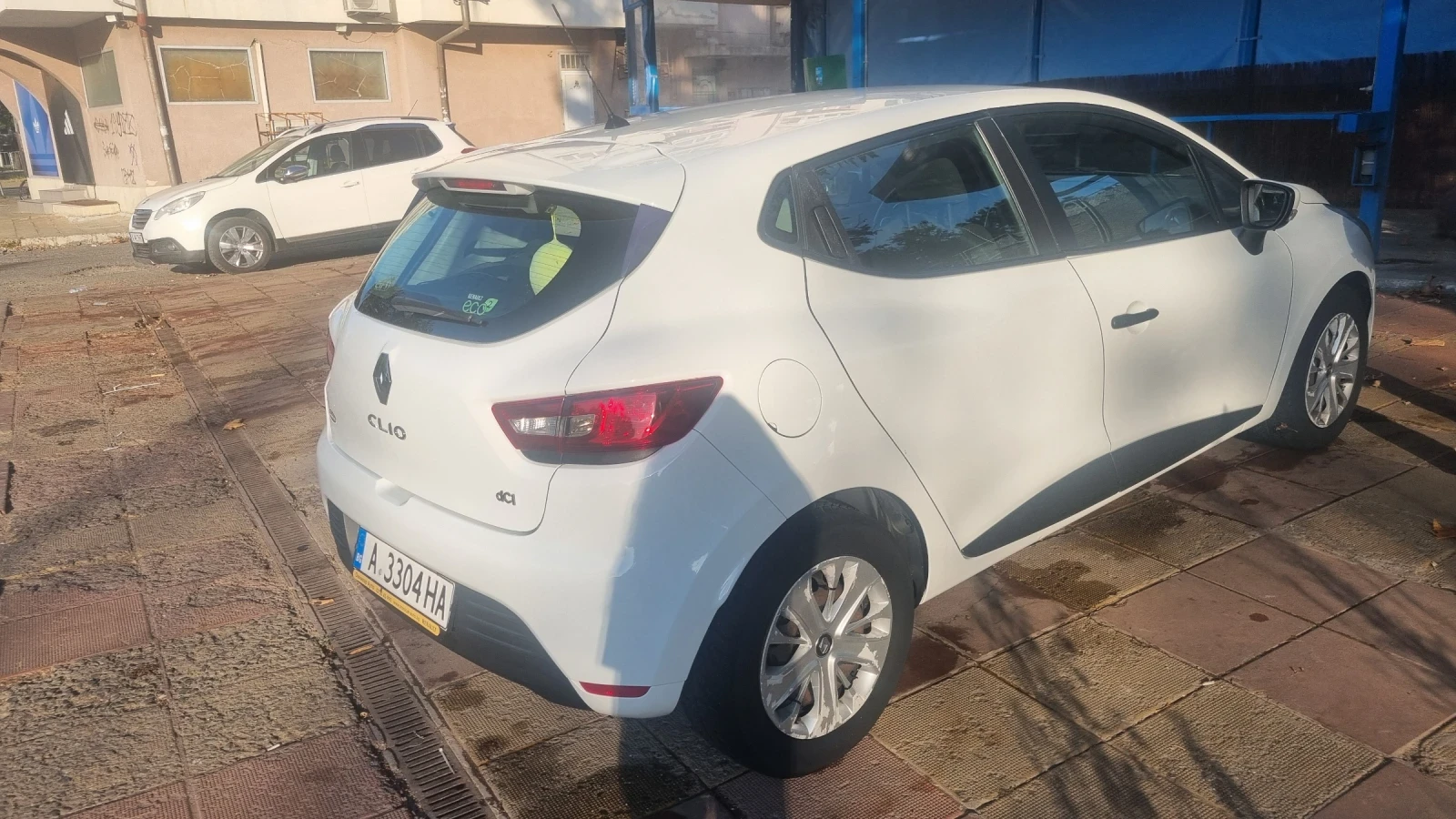 Renault Clio, снимка 3 - Автомобили и джипове - 55646722