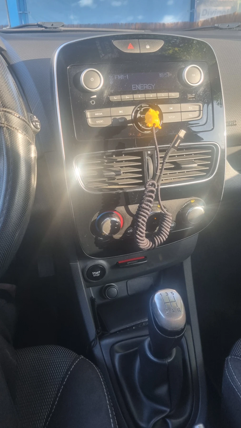 Renault Clio, снимка 9 - Автомобили и джипове - 55646722