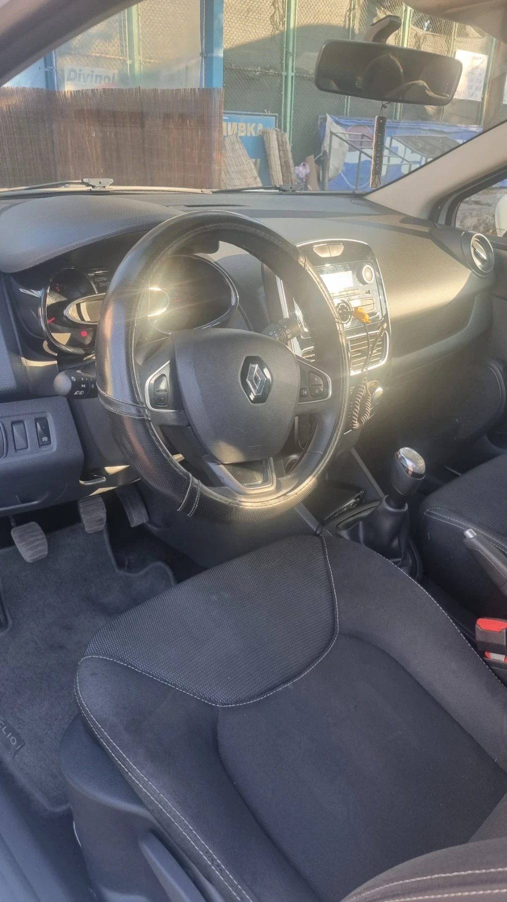 Renault Clio, снимка 7 - Автомобили и джипове - 55646722