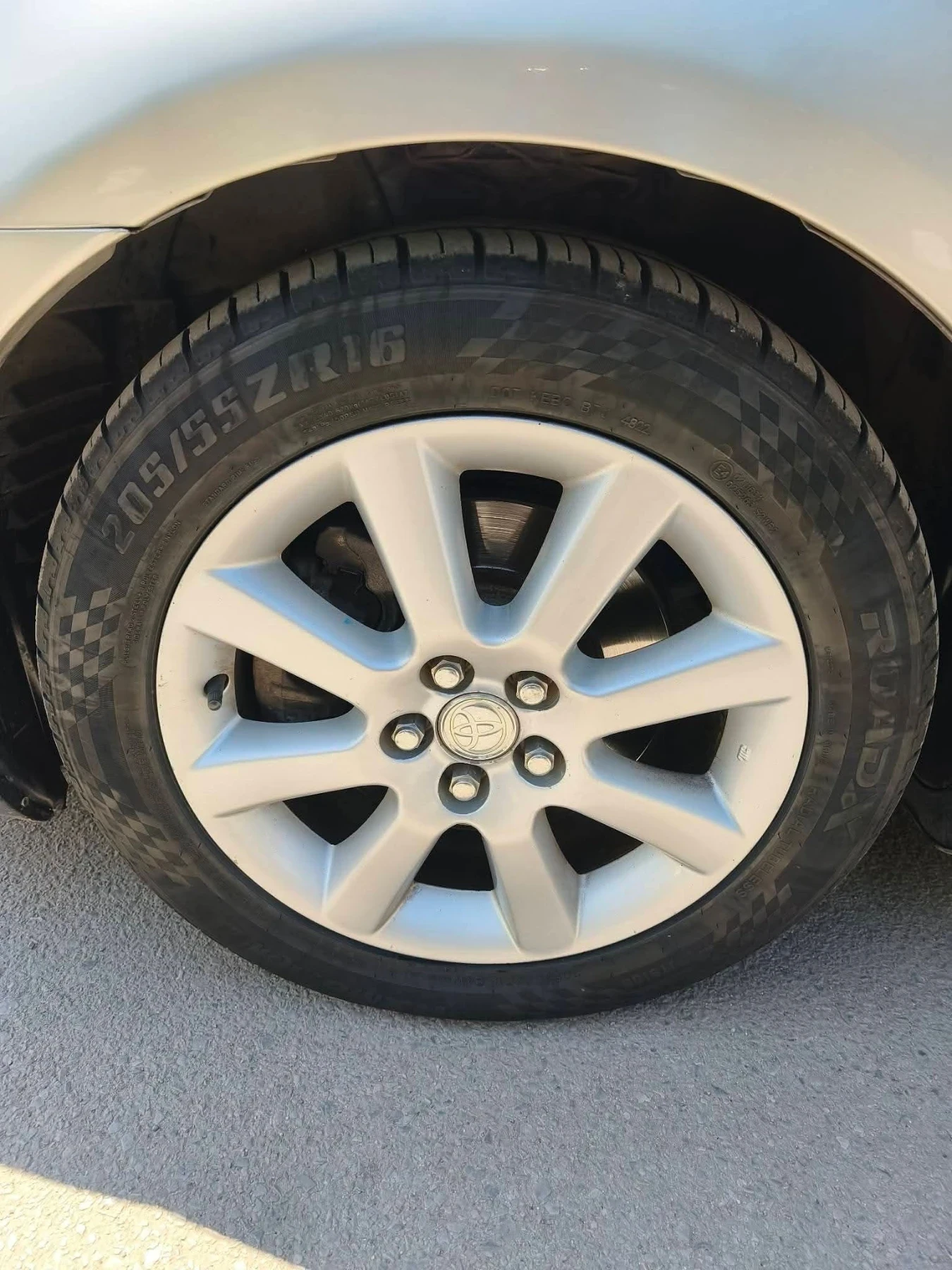 Toyota Avensis T25, снимка 7 - Автомобили и джипове - 55651551