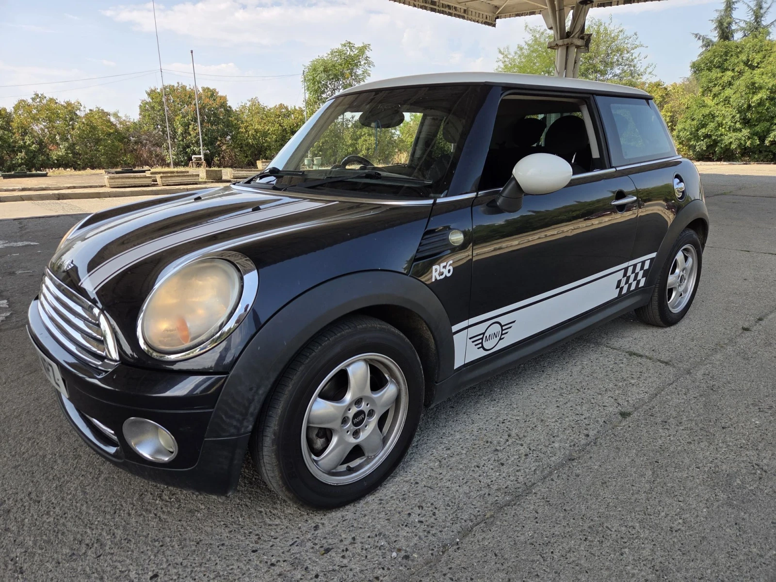 Mini Cooper 1, 6 benzin 6 skorosti, снимка 2 - Автомобили и джипове - 55811905