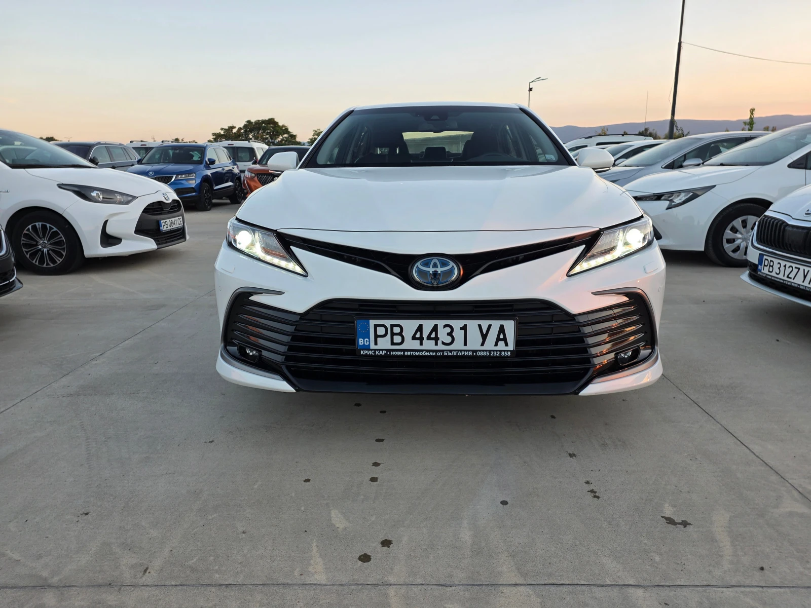 Toyota Camry  COMFORT 2.5 DUAL VVTI HYBRID B- ГАРАНЦИЯ ДО 2032г, снимка 8 - Автомобили и джипове - 56137318