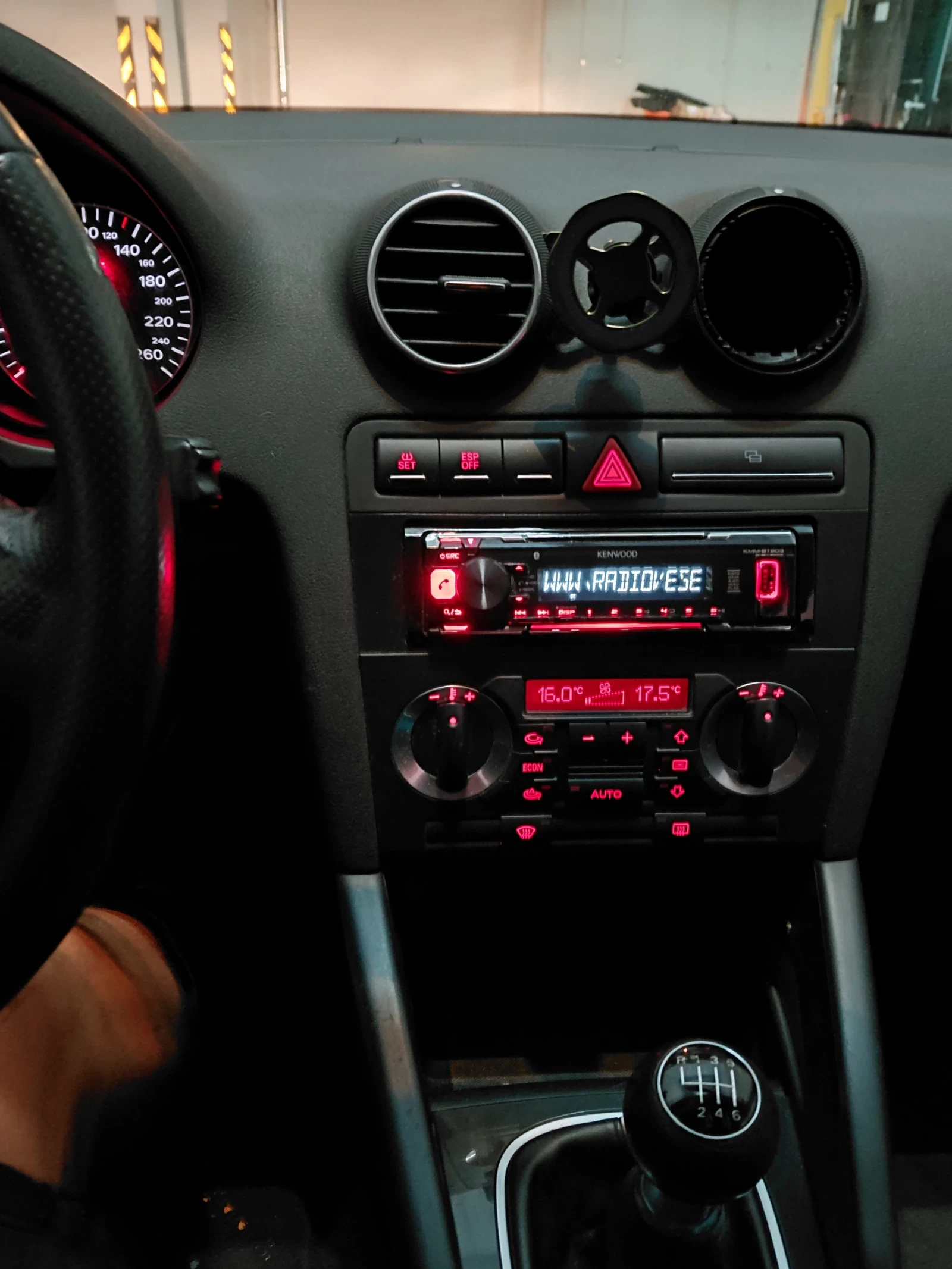 Audi A3 TDI-5вр.Перфектен, снимка 10 - Автомобили и джипове - 56138777