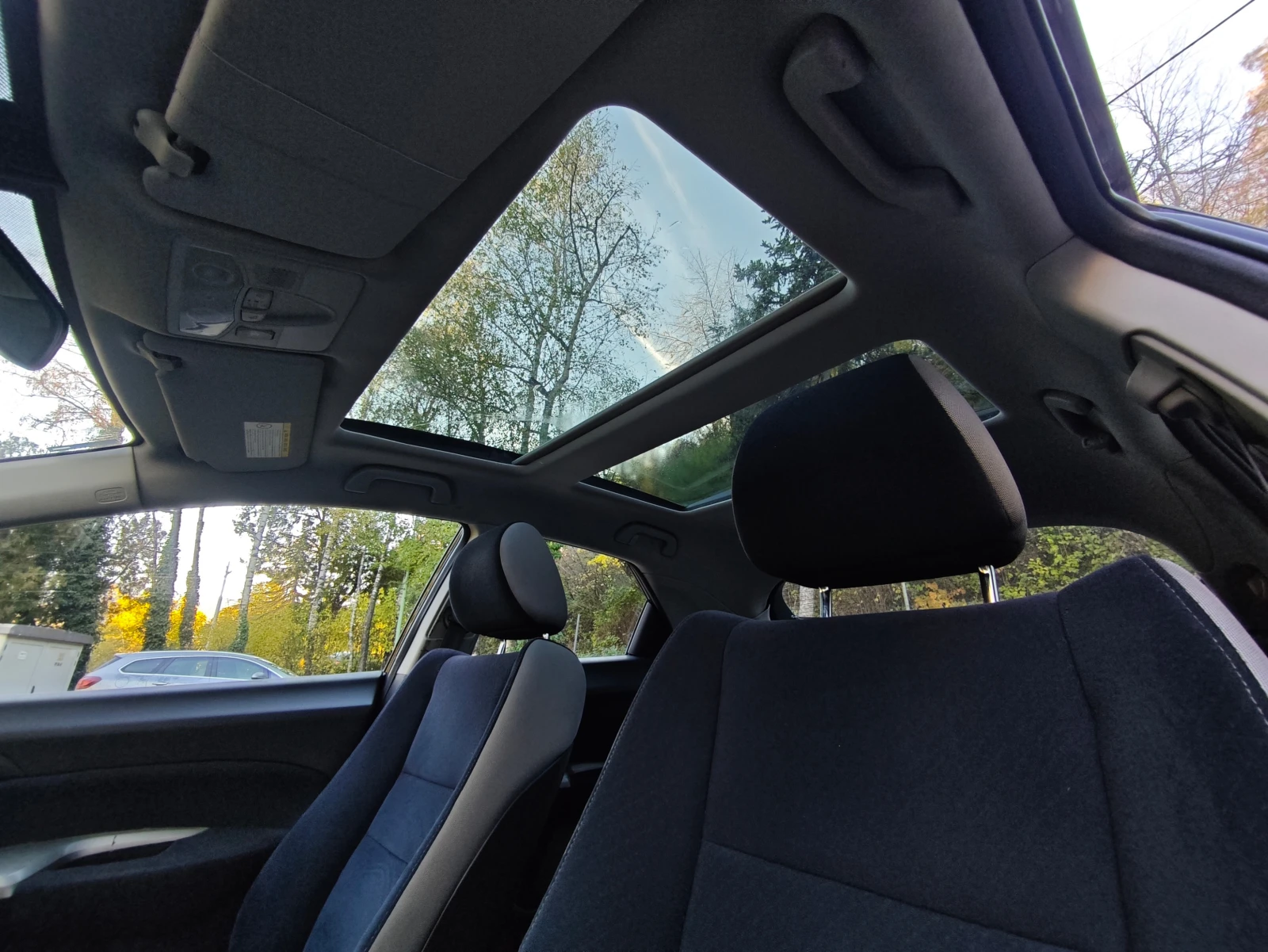 Honda Civic 1.8 i-VTEC , снимка 16 - Автомобили и джипове - 56656610