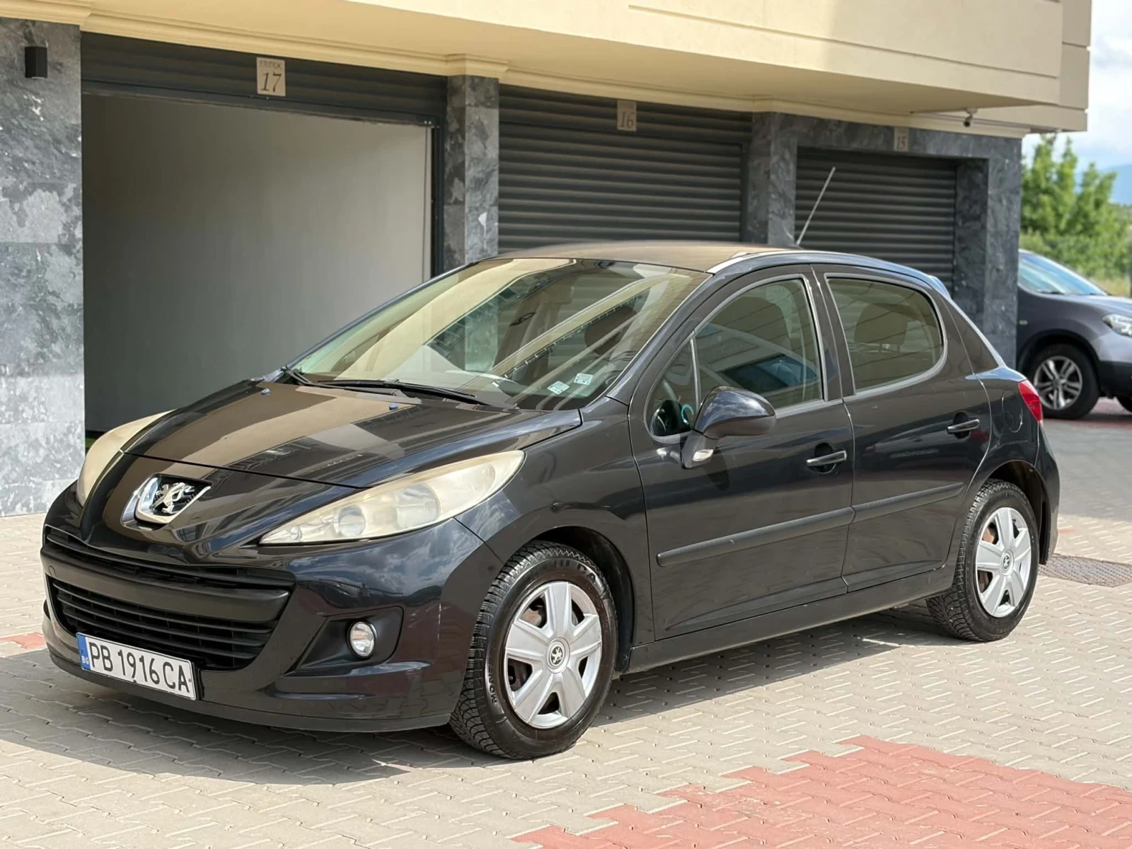 Peugeot 207 1.4 LPG, снимка 2 - Автомобили и джипове - 56708980