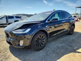 ������ Tesla Model X