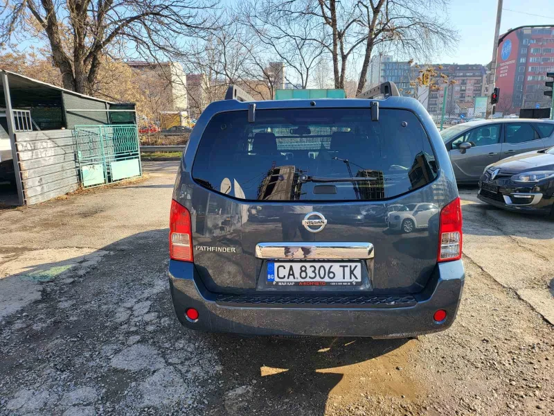 Nissan Pathfinder 2.5dci 174k.c., снимка 5 - Автомобили и джипове - 48923040