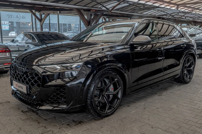 Audi RSQ8 Perf/Bang&Olufsen/Exclusiv/Dist/3D Камера/Пано, снимка 3 - Автомобили и джипове - 53225649