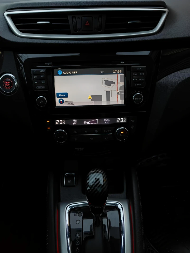 Nissan Qashqai TEKNA 1.6 DCI XTRONIC/FULL, снимка 13 - Автомобили и джипове - 53480365