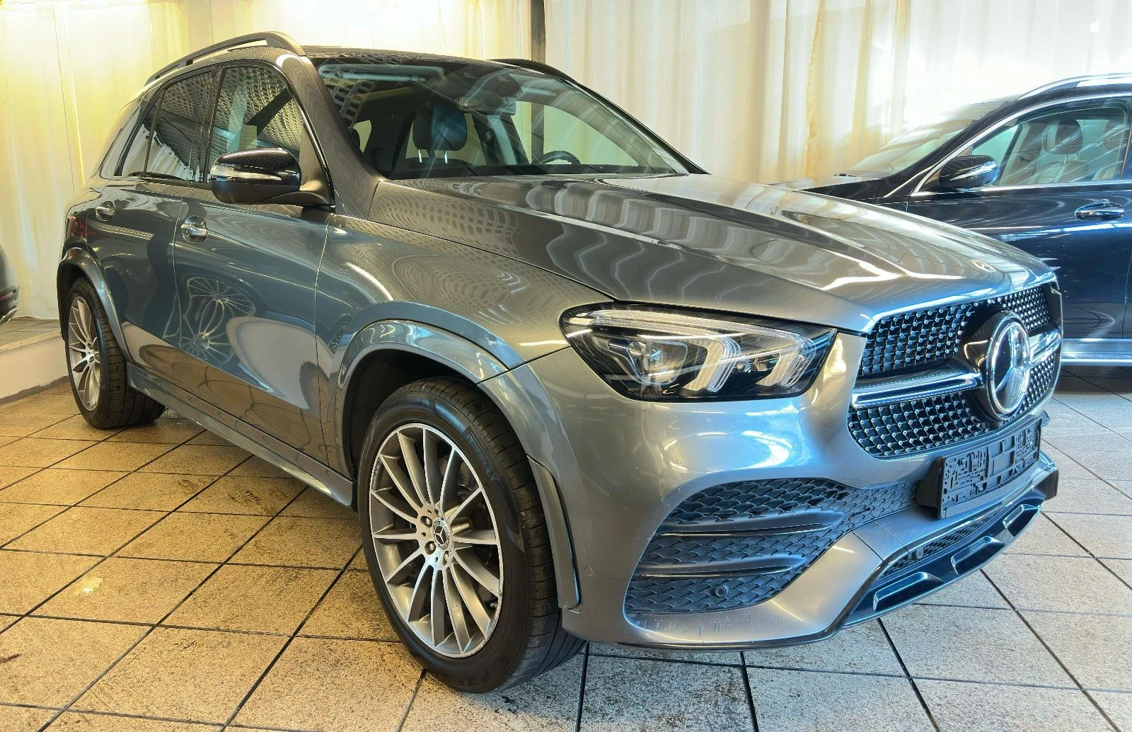 Mercedes-Benz GLE 400 AMG/42000КМ/ГАРАНЦИОННА/ОЧАКВАН ВНОС  - изображение 3