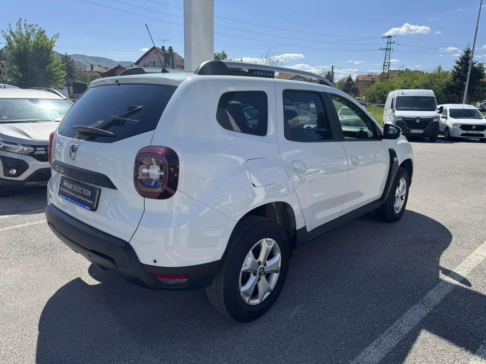 Dacia Duster 1.6 SCe LPG - изображение 6