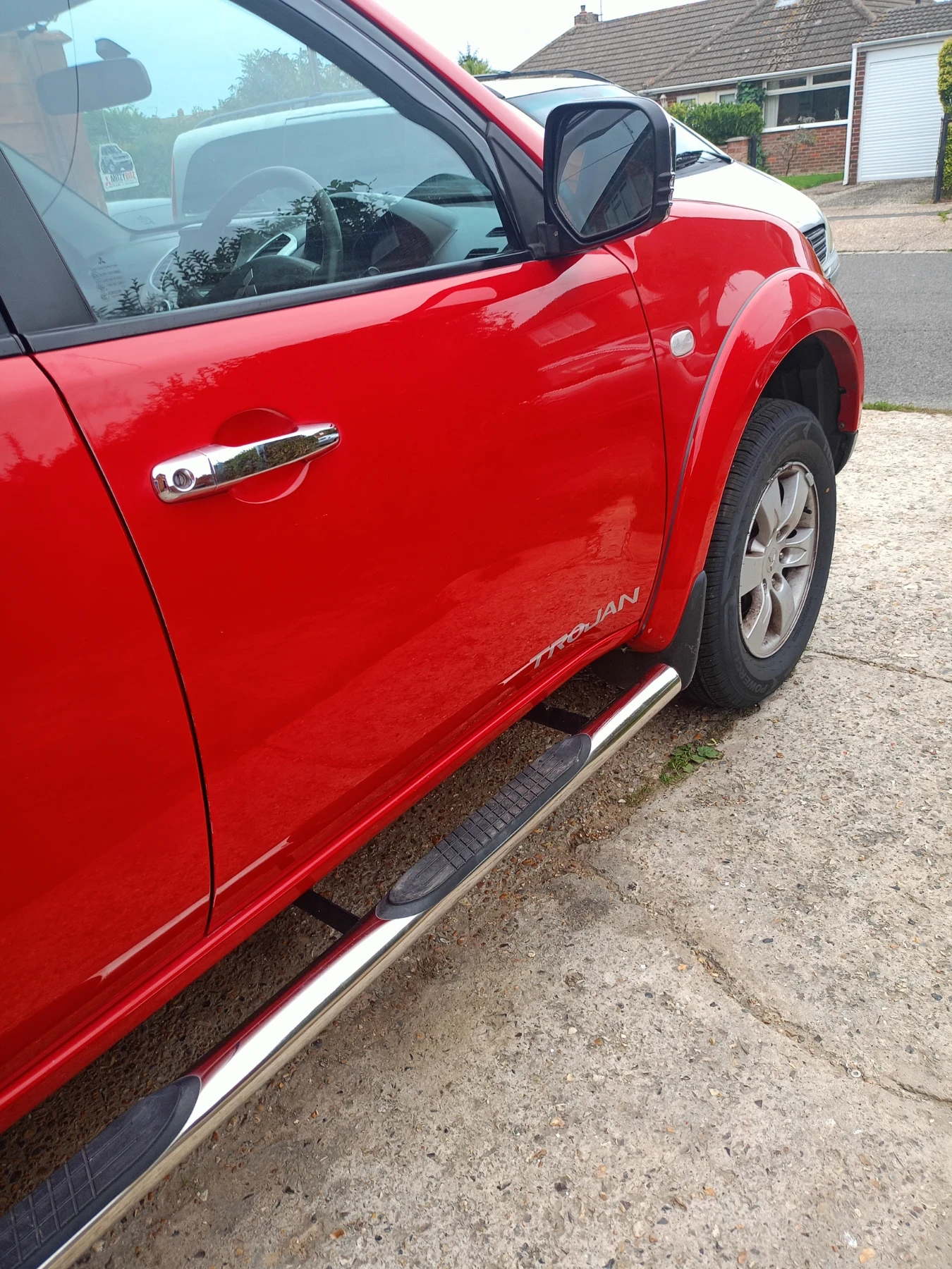 Mitsubishi L200 Pikap - изображение 5