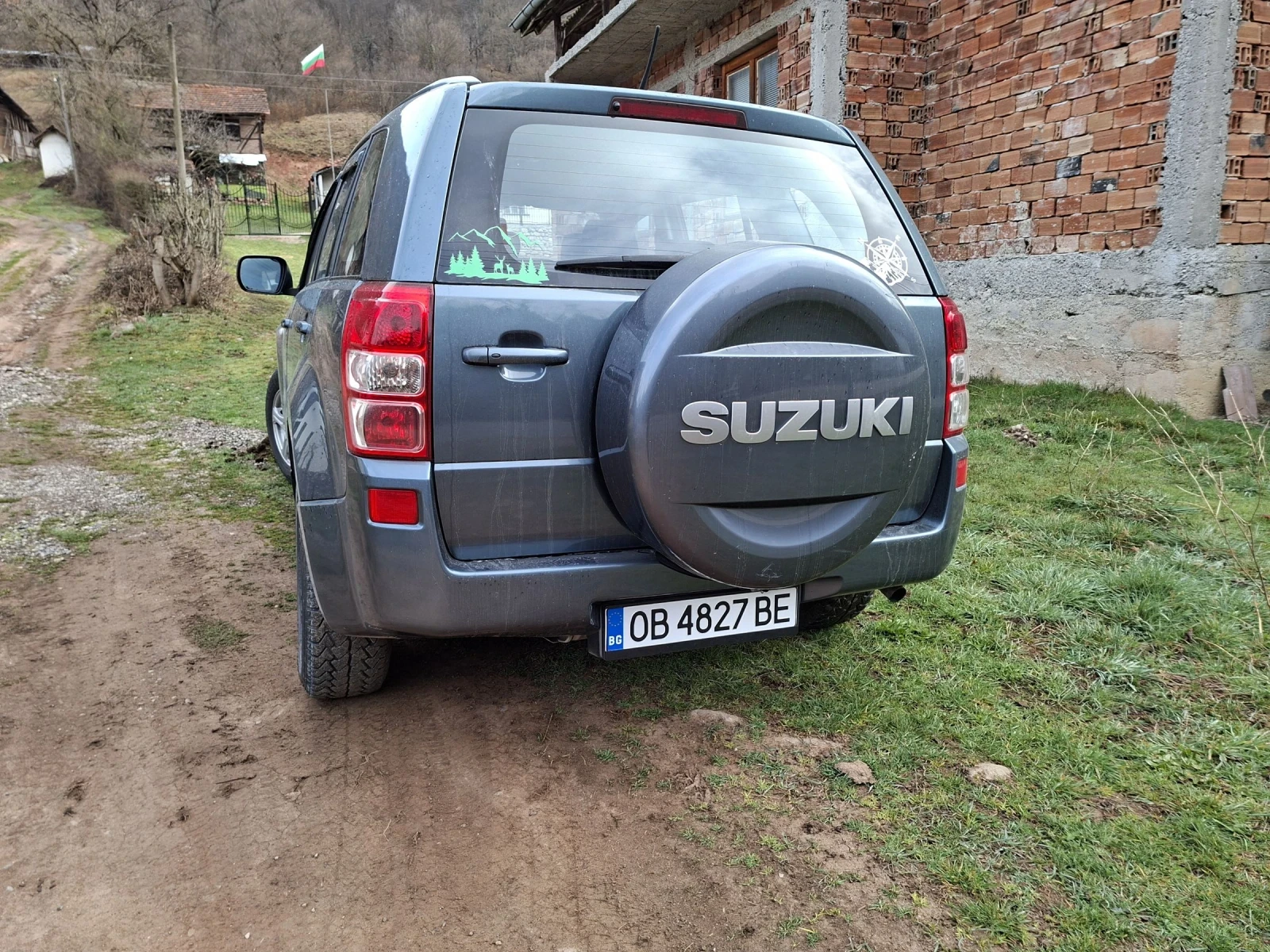 Suzuki Grand vitara 1.9 ddis, снимка 4 - Автомобили и джипове - 53903369