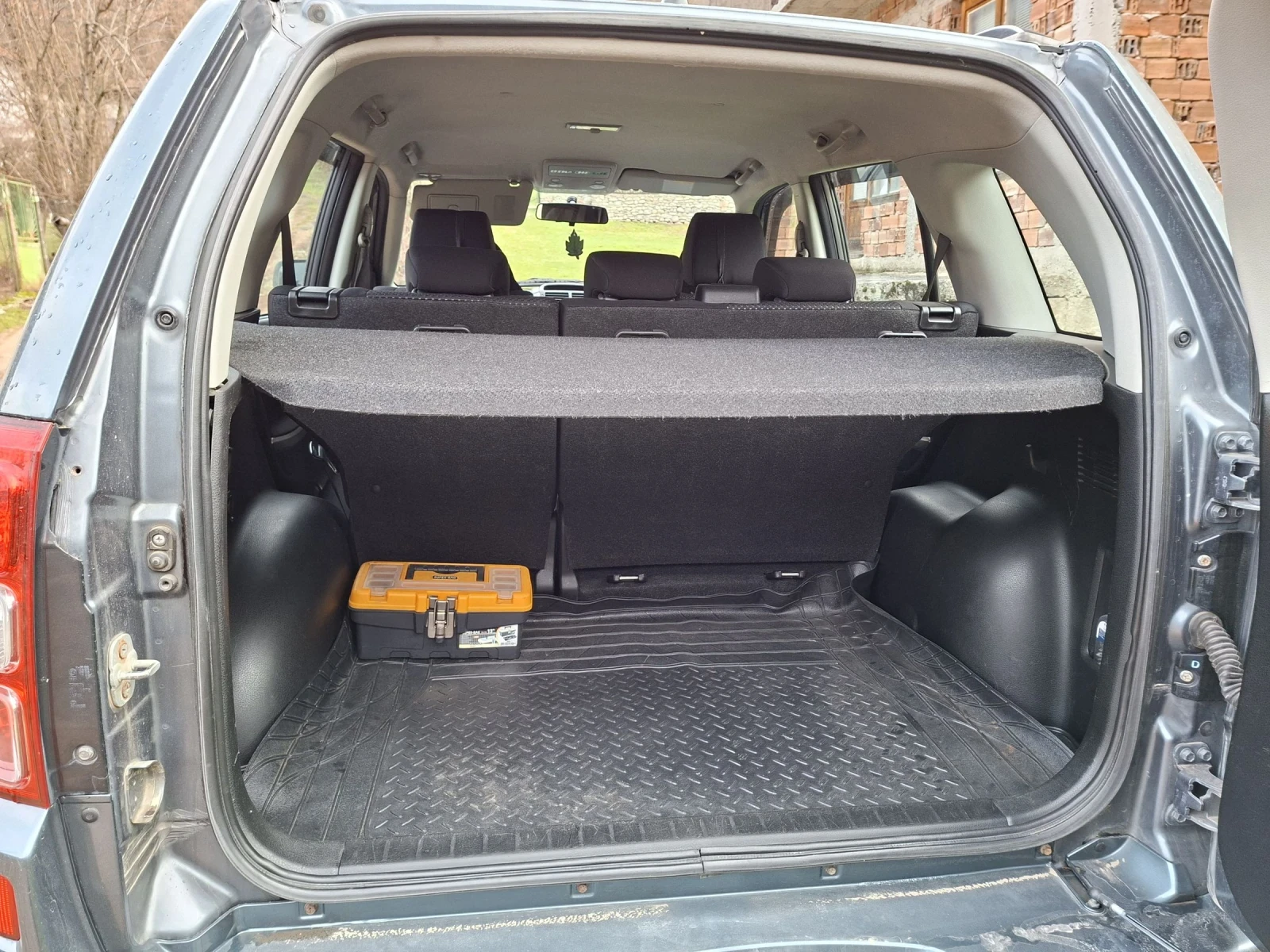 Suzuki Grand vitara 1.9 ddis, снимка 8 - Автомобили и джипове - 53903369