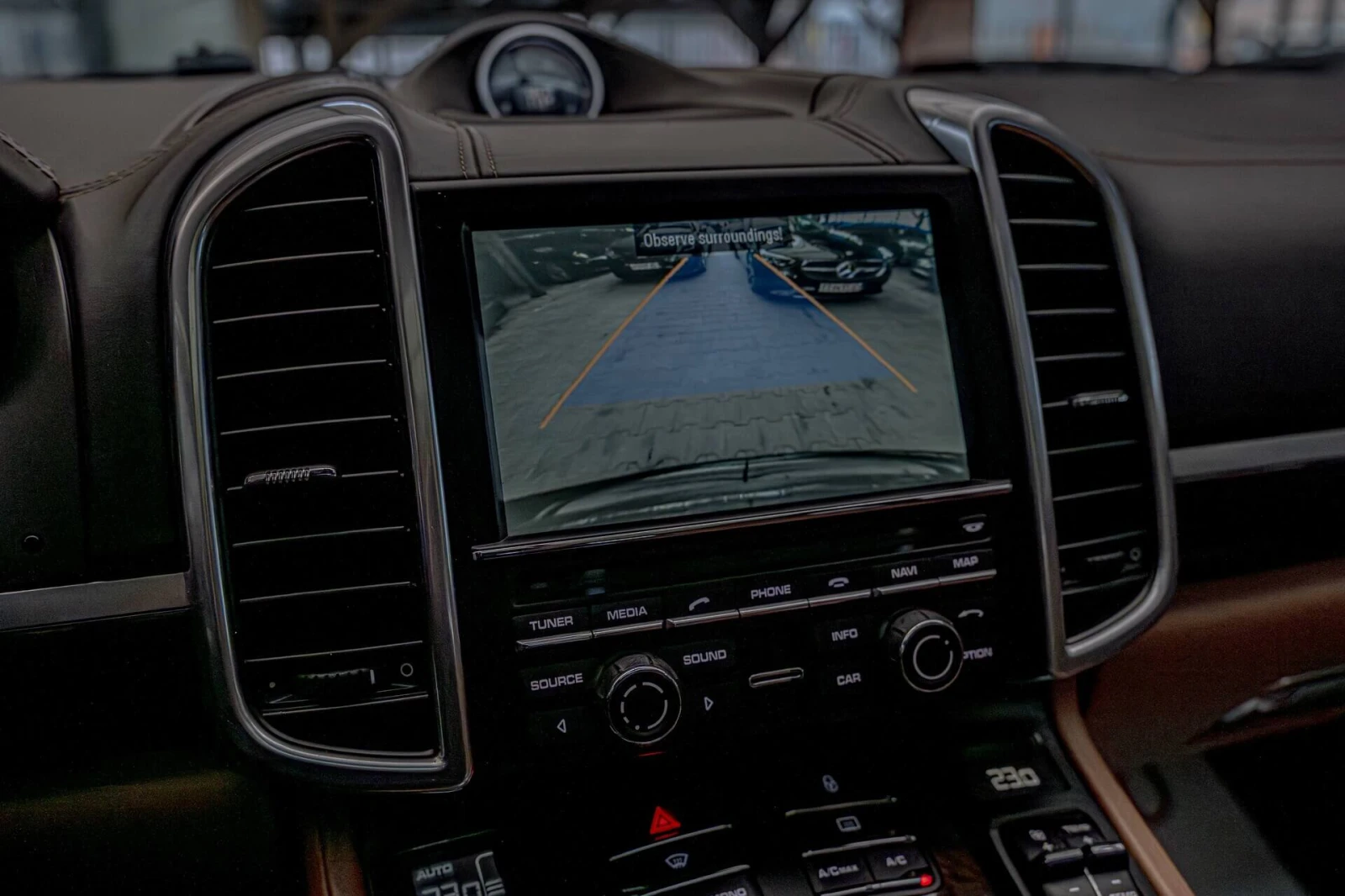 Porsche Cayenne 4.8 S/PDLS/Burmester/Club Sport/Пано/Обдухване/Chr, снимка 15 - Автомобили и джипове - 53966939