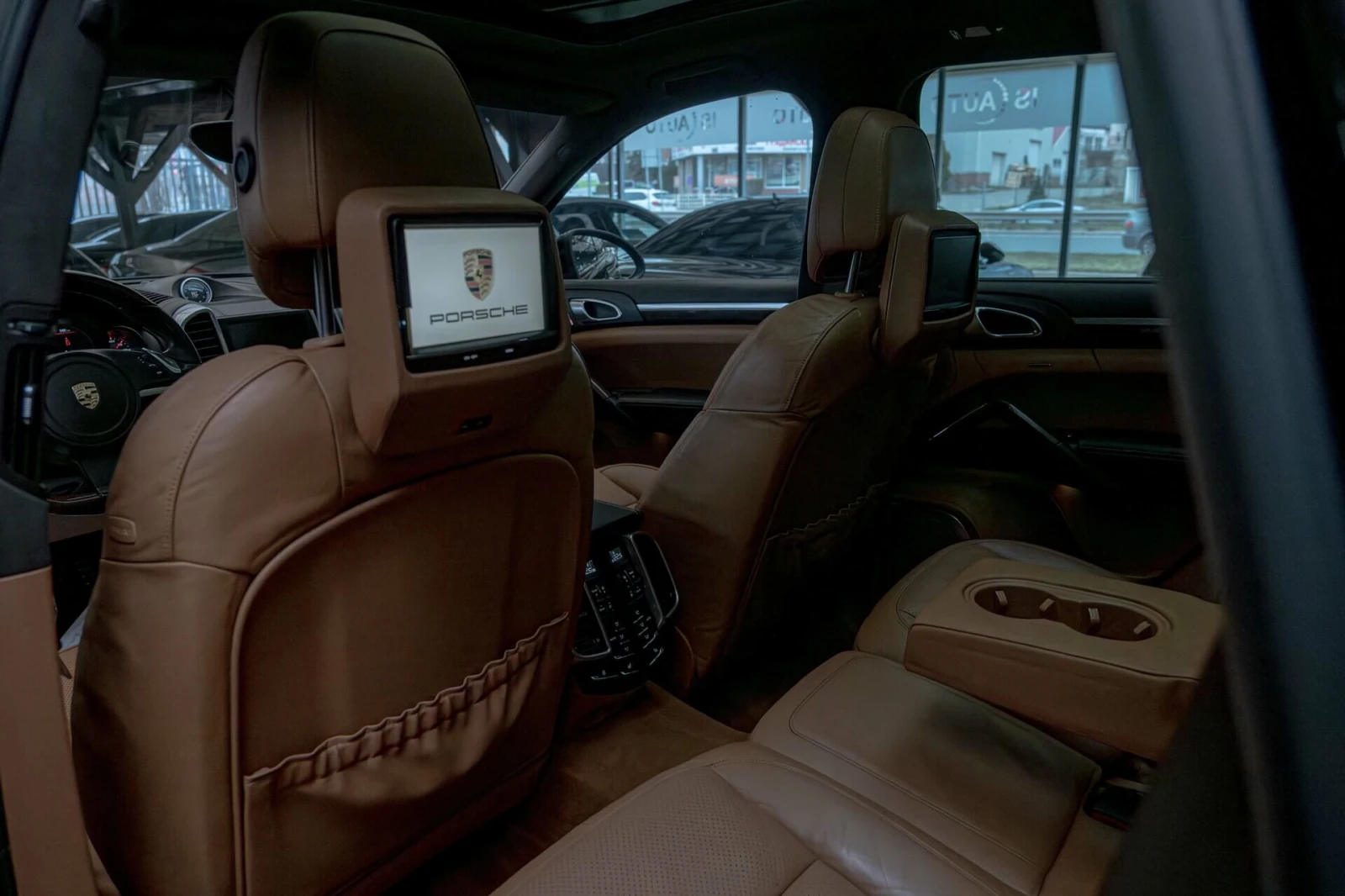 Porsche Cayenne 4.8 S/PDLS/Burmester/Club Sport/Пано/Обдухване/Chr, снимка 9 - Автомобили и джипове - 53966939