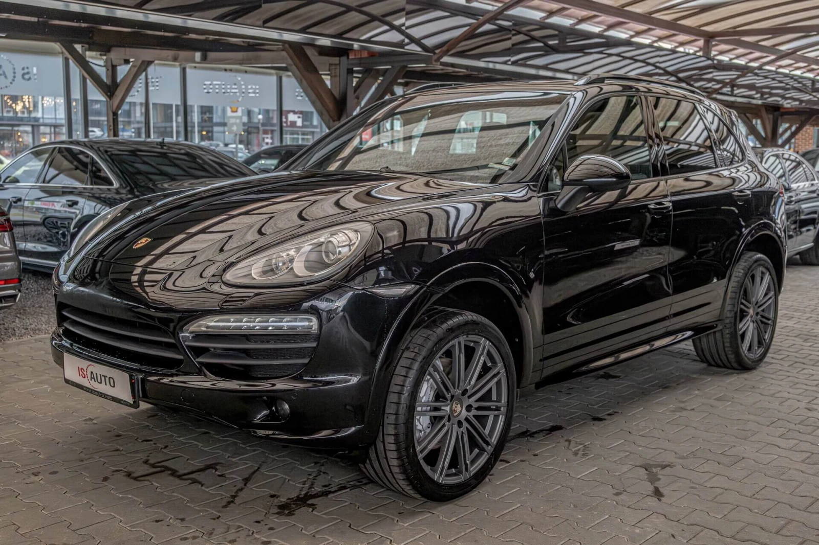 Porsche Cayenne 4.8 S/PDLS/Burmester/Club Sport/Пано/Обдухване/Chr, снимка 3 - Автомобили и джипове - 53966939