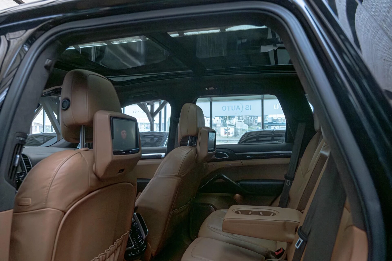 Porsche Cayenne 4.8 S/PDLS/Burmester/Club Sport/Пано/Обдухване/Chr, снимка 11 - Автомобили и джипове - 53966939