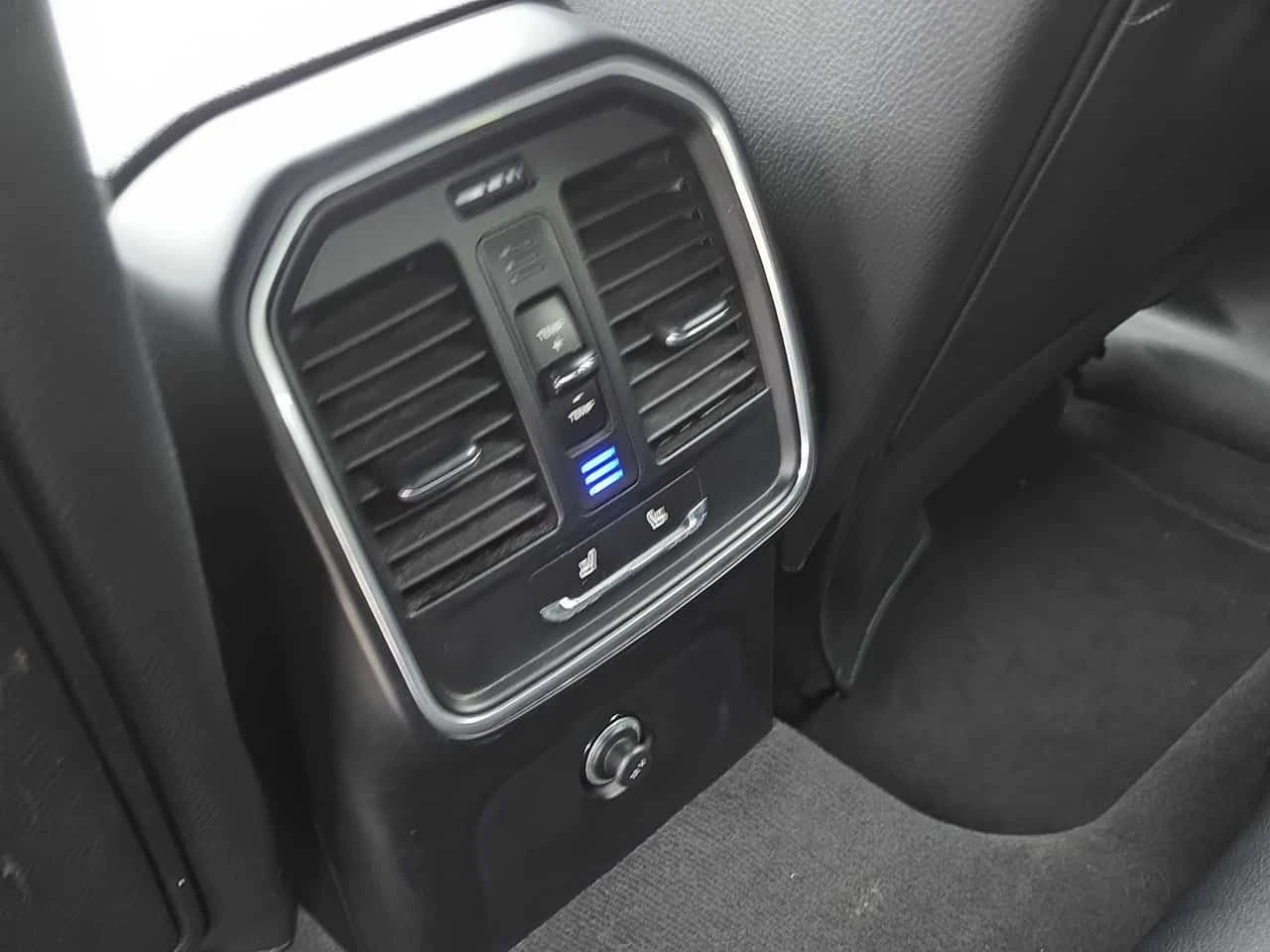 Porsche Macan * S * CARFAX * ЦЕНА ДО БГ, снимка 15 - Автомобили и джипове - 54429865