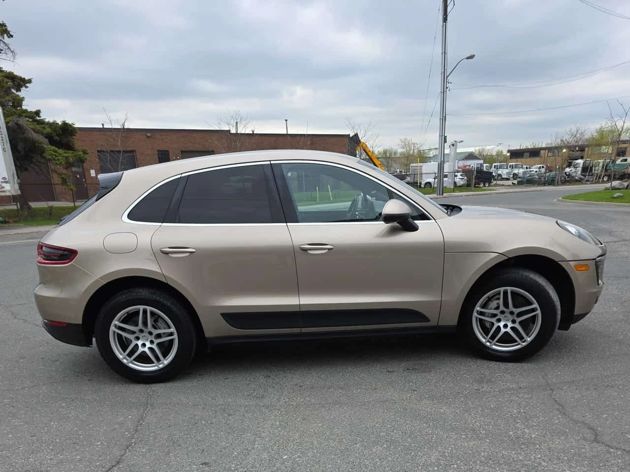 Porsche Macan * S * CARFAX * ЦЕНА ДО БГ, снимка 3 - Автомобили и джипове - 54429865