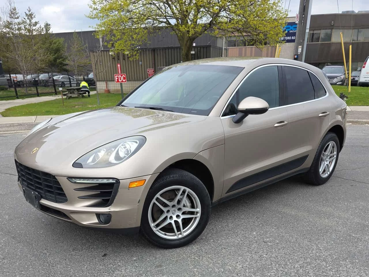 Porsche Macan * S * CARFAX * ЦЕНА ДО БГ, снимка 16 - Автомобили и джипове - 54429865