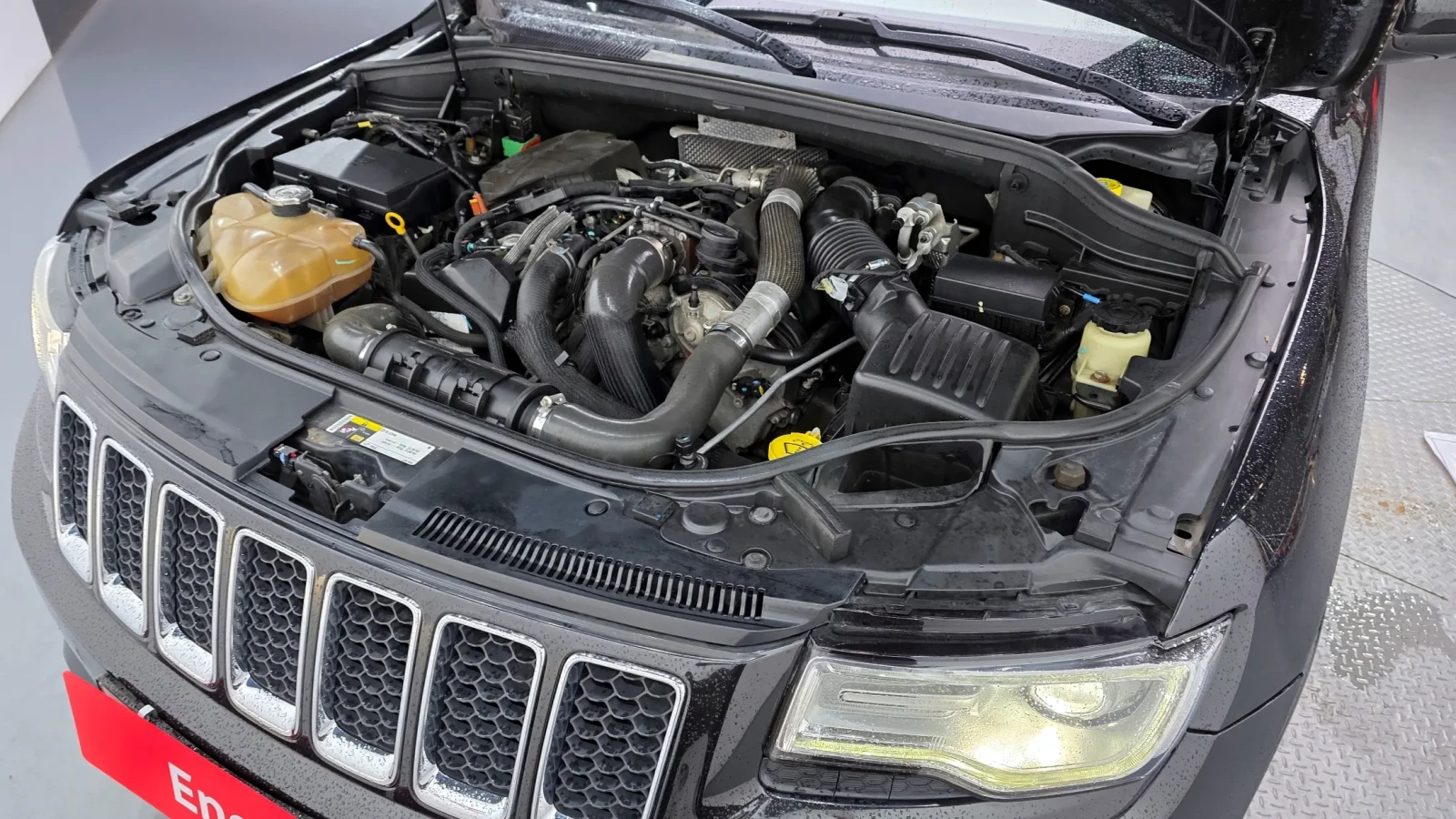 Jeep Grand cherokee 3.0 Overland, снимка 5 - Автомобили и джипове - 54764009