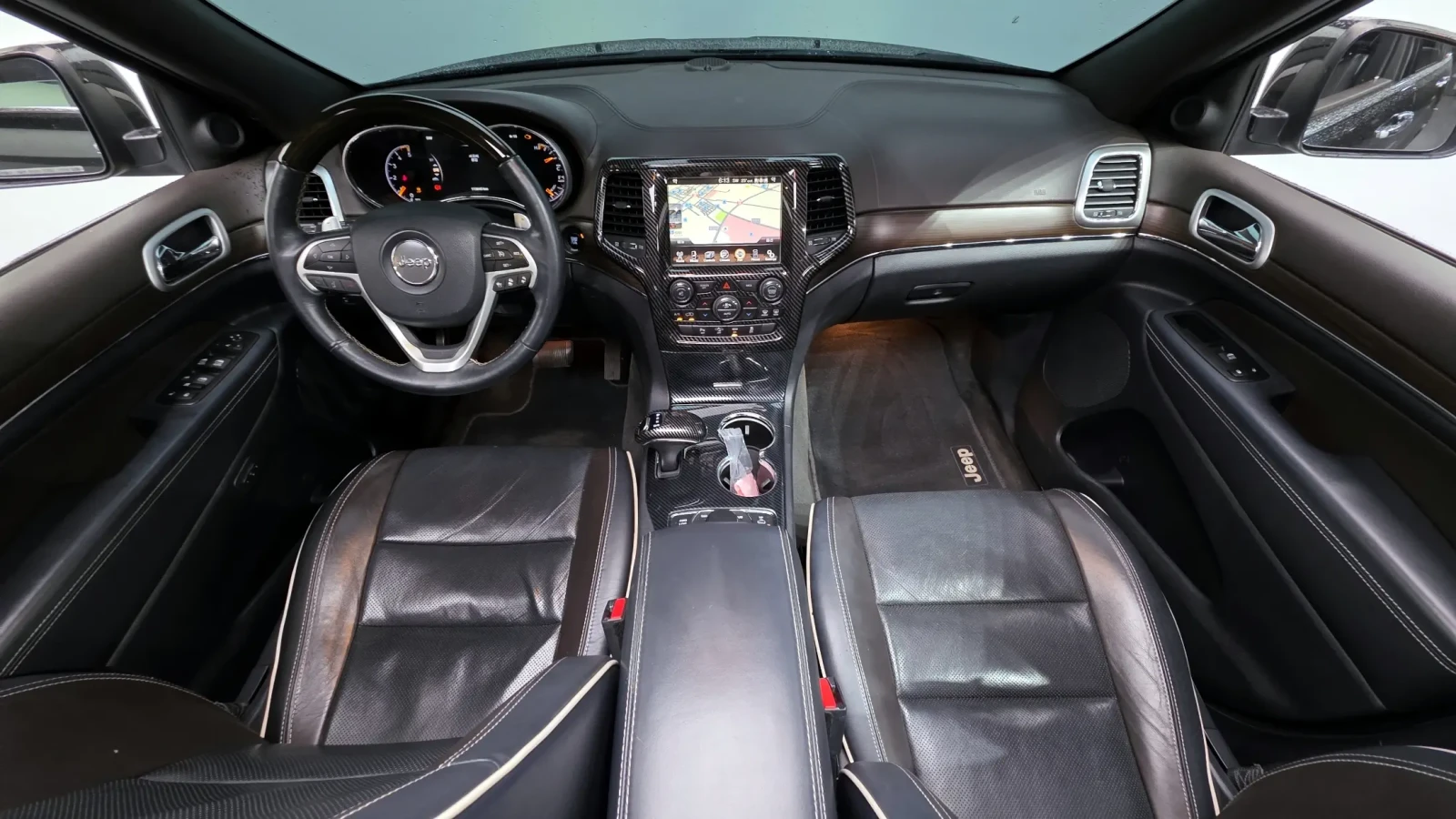 Jeep Grand cherokee 3.0 Overland, снимка 6 - Автомобили и джипове - 54764009
