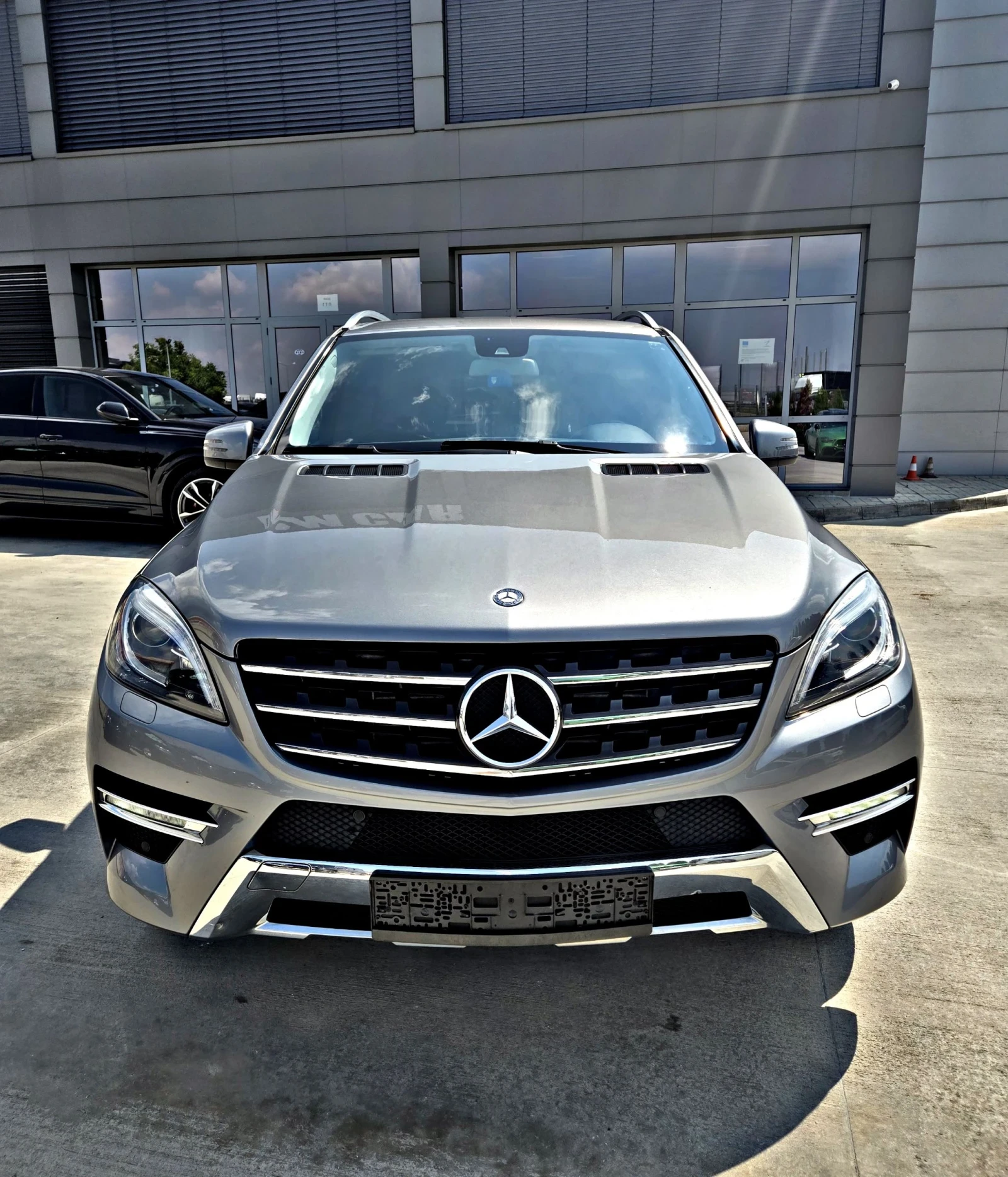 Mercedes-Benz ML 250 АMG, снимка 2 - Автомобили и джипове - 55150775