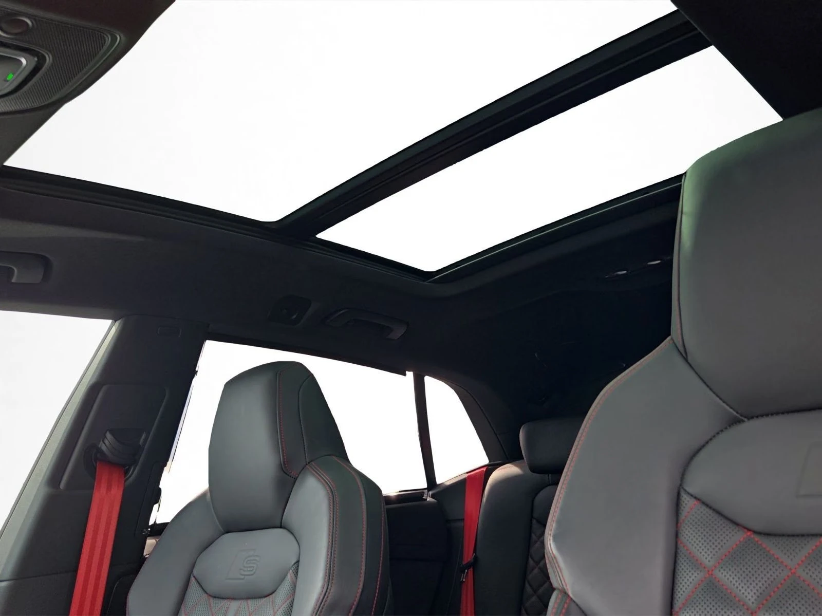 Audi SQ8 FACELIFT / BLACK OPTIC / B&O / HUD / PANO / 360 /, снимка 7 - Автомобили и джипове - 56068167
