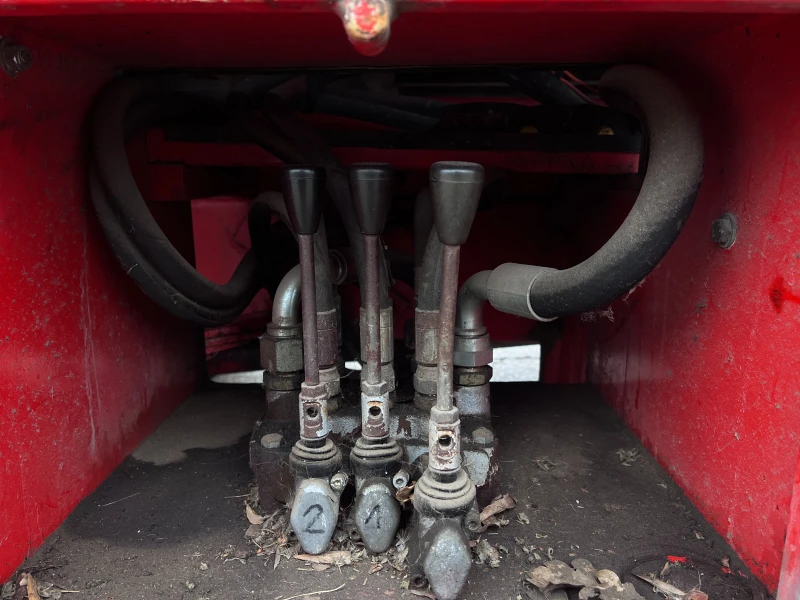 Iveco Daily 2.5TD - ПЪТНА ПОМОЩ, снимка 16 - Бусове и автобуси - 52701493