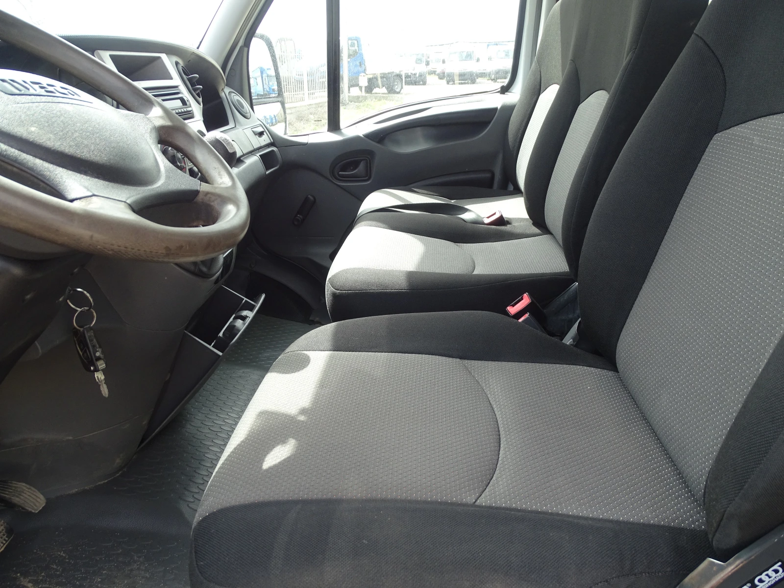 Iveco 35c15 * ШАСИ* 3.0HPI  КАТ. * Б* 7-места - изображение 9