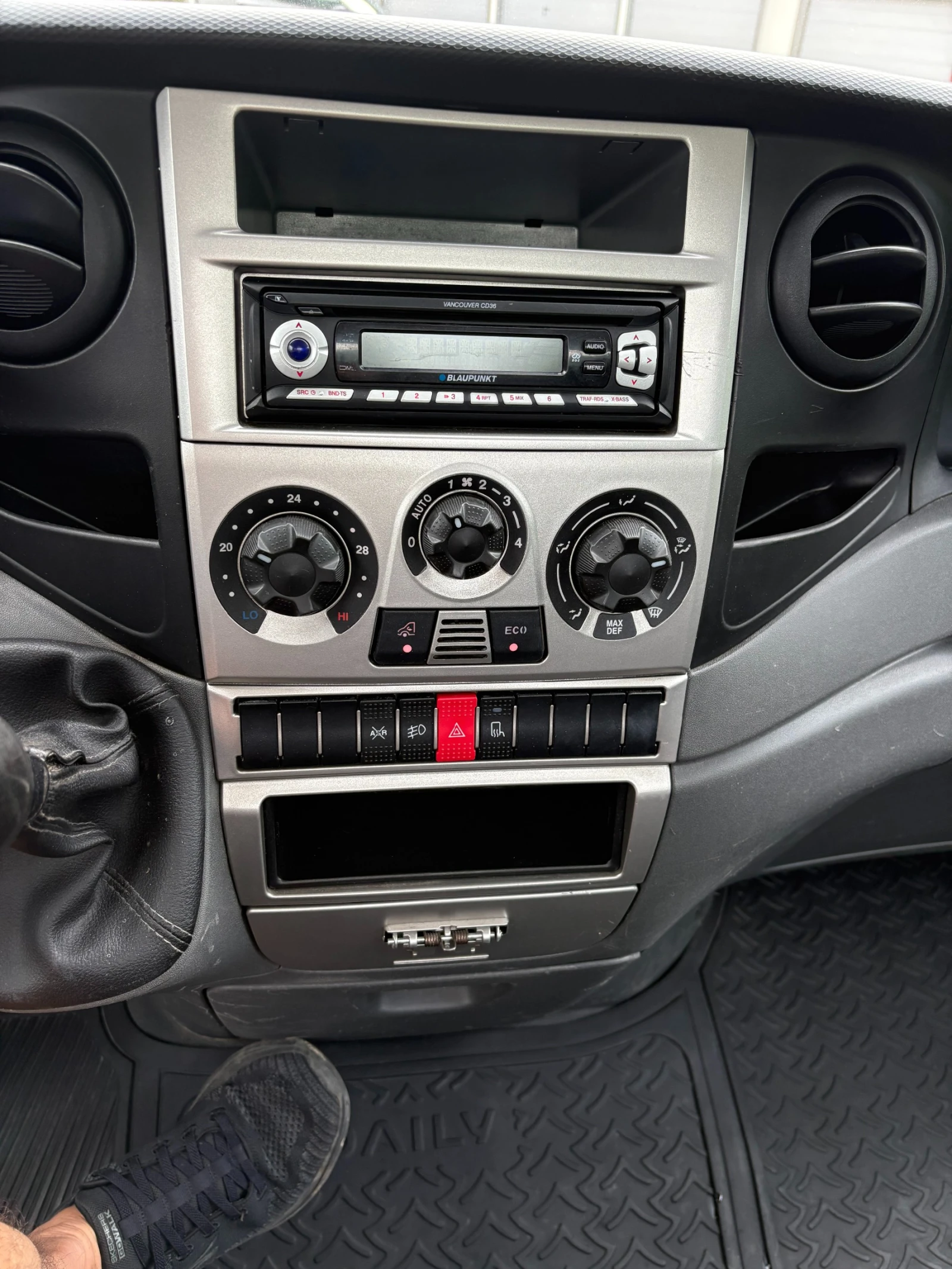 Iveco 35c15 Бордови4, 10/206, снимка 7 - Бусове и автобуси - 55138525