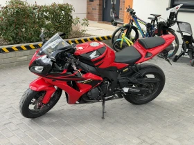 Honda Cbr 1000RR Fireblade SC57, снимка 3