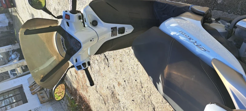 Honda Sh 300 perfecten , снимка 14 - Мотоциклети и мототехника - 52614500