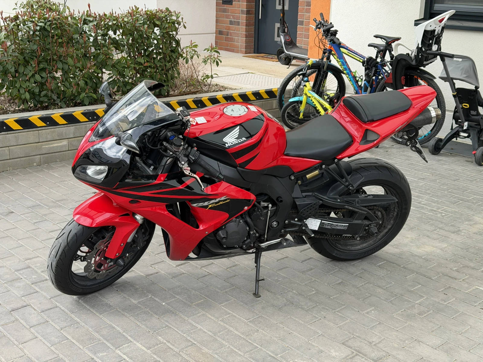 Honda Cbr 1000RR Fireblade SC57, снимка 3 - Мотоциклети и мототехника - 54569623